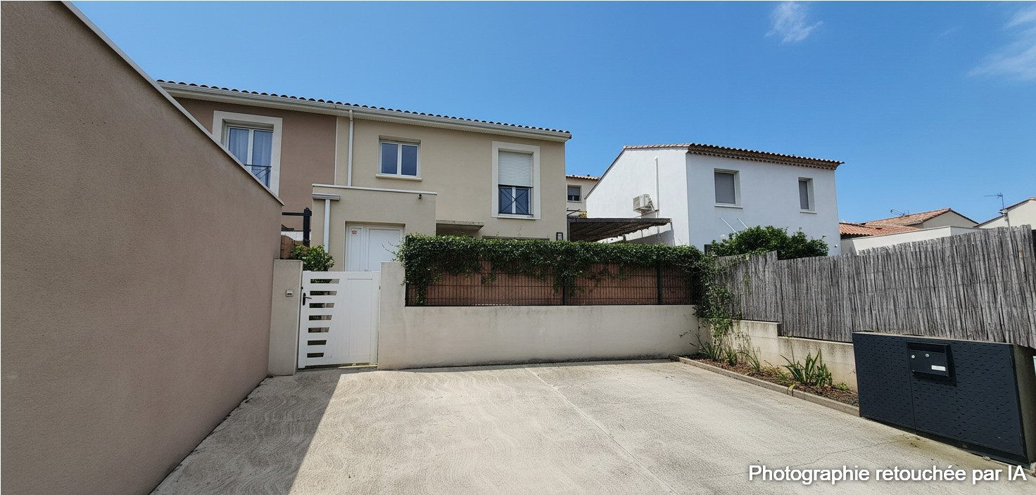 Villa 3 chambres avec extérieur et stationnements privatifs – Mèze