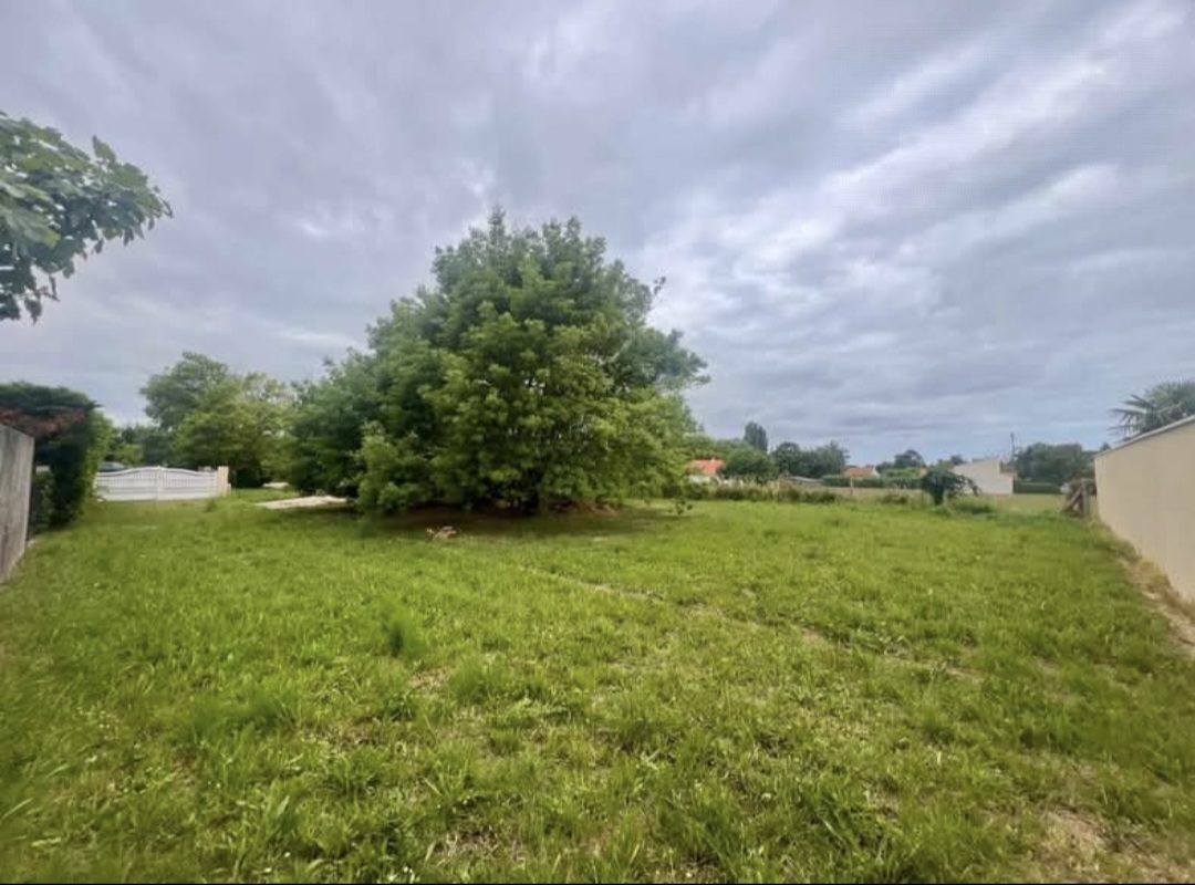 House for sale in Port-des-Barques, 89 m²