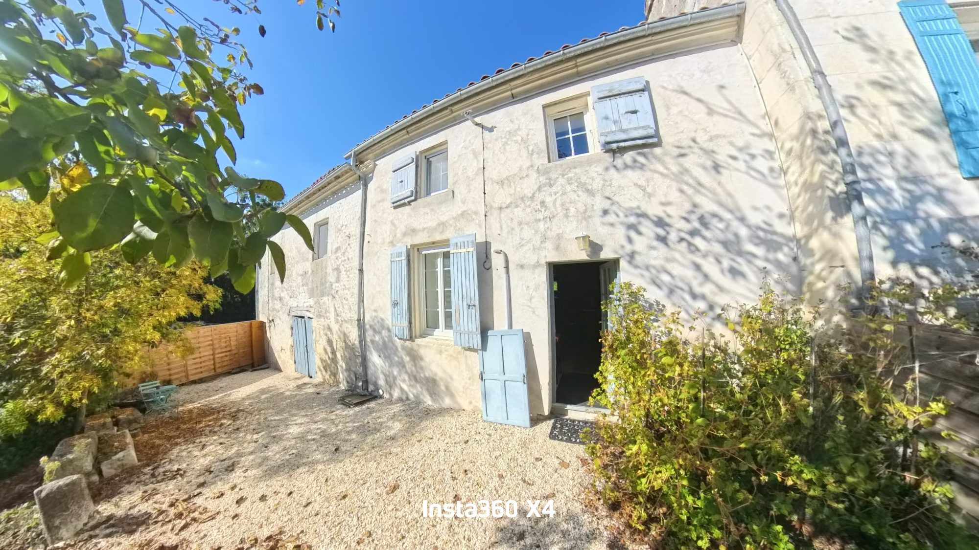 House for sale in Courcoury, 184 m²