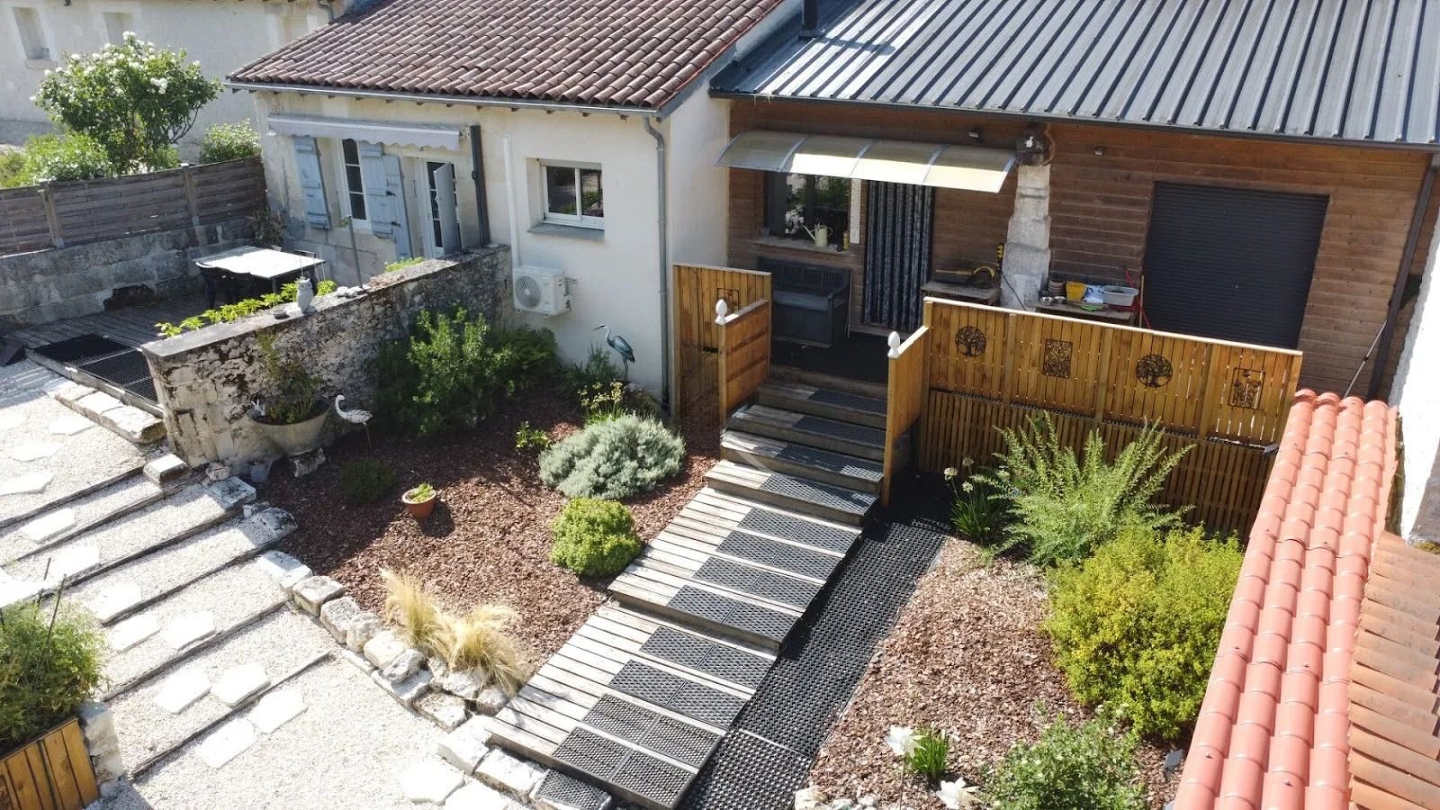 House for sale in Courcoury, 184 m²
