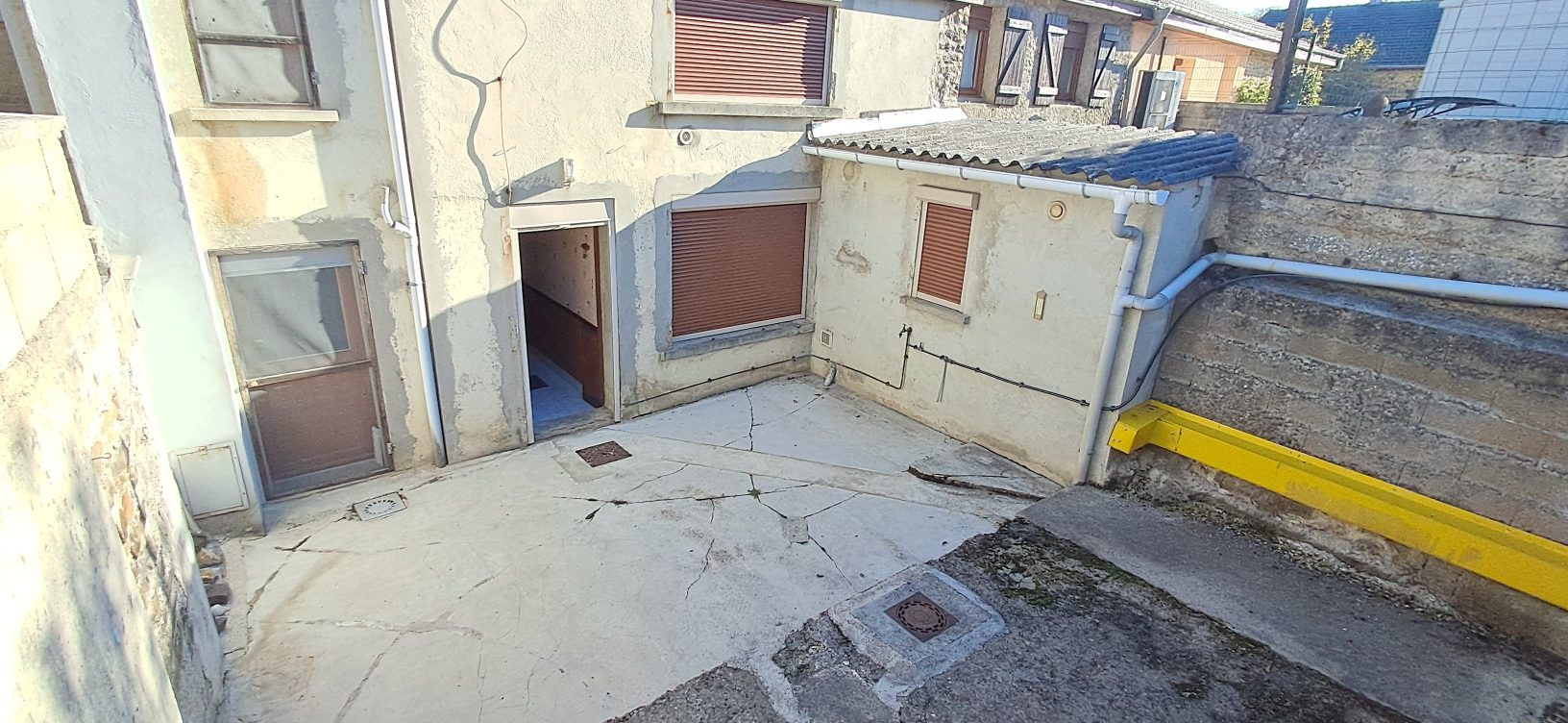 Semi-detached two sides for sale in Issancourt-et-Rumel, 89 m²