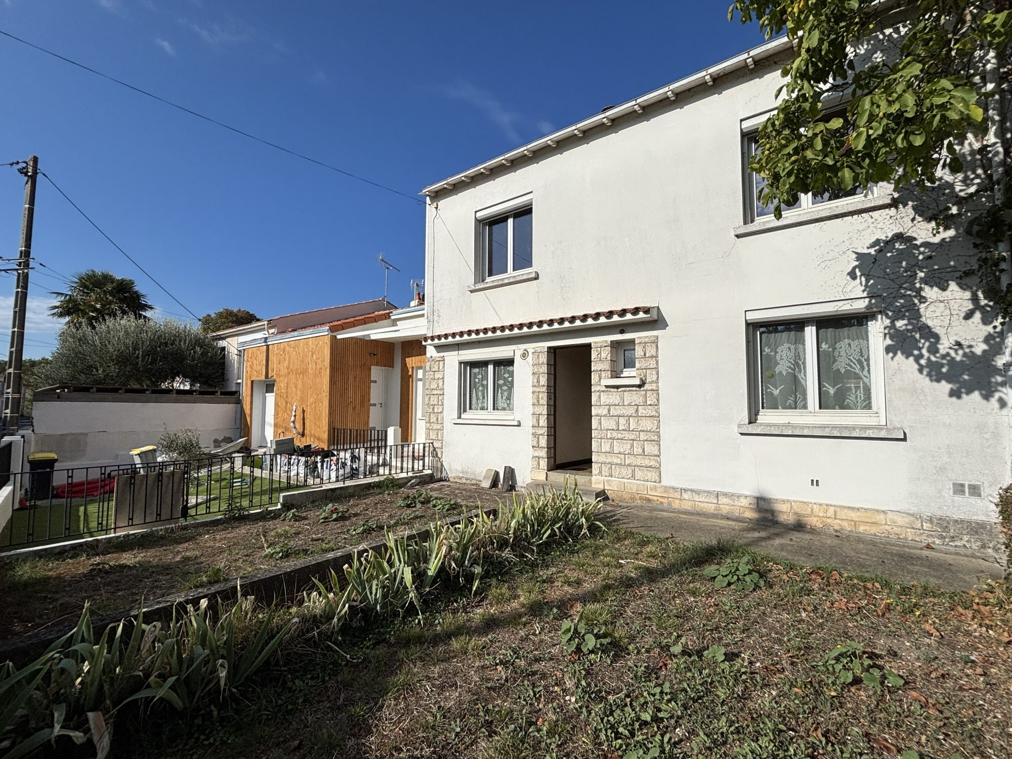 House for sale in La Rochelle, 95 m²