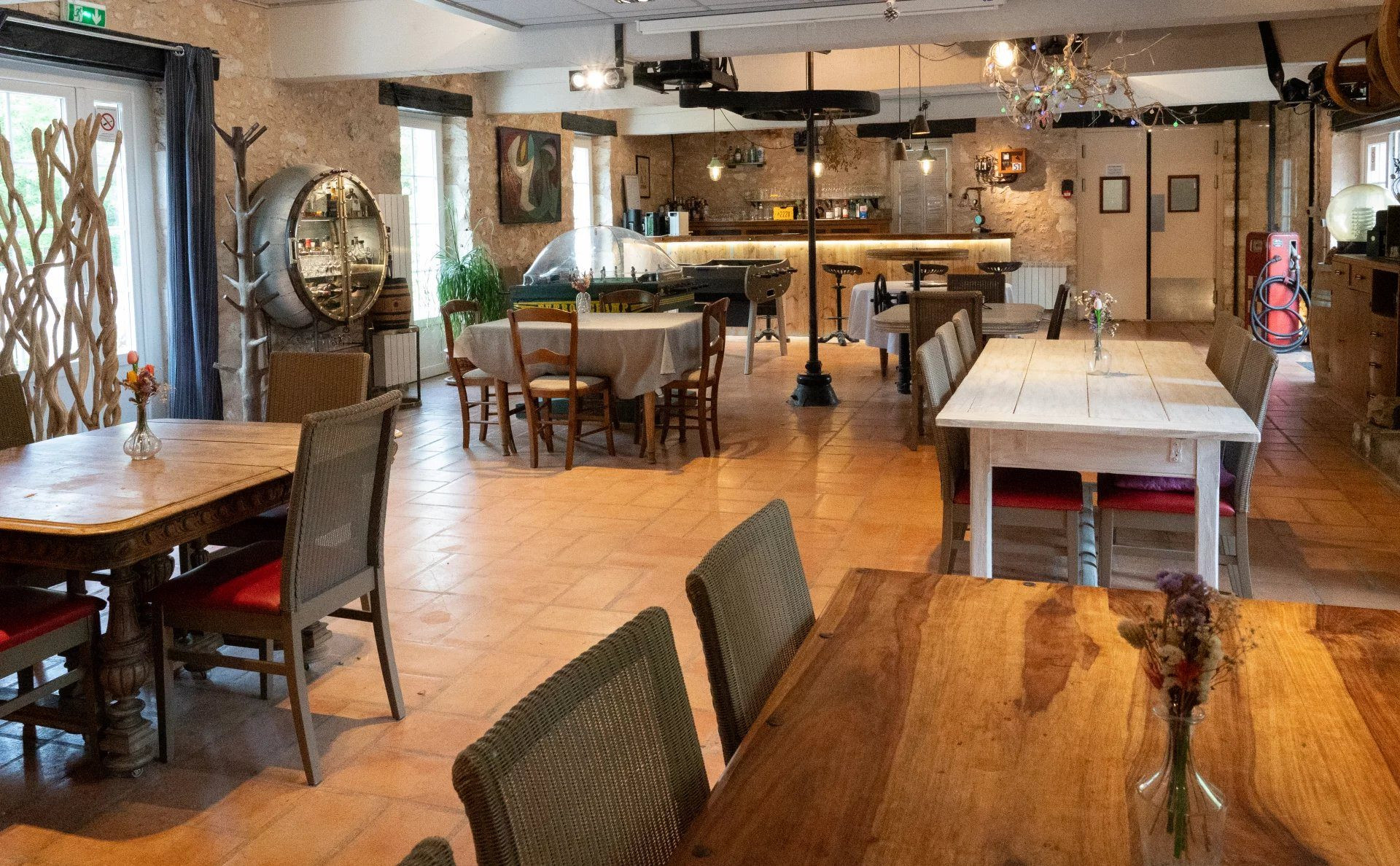 Maison à vendre à Monflanquin, 750 m²