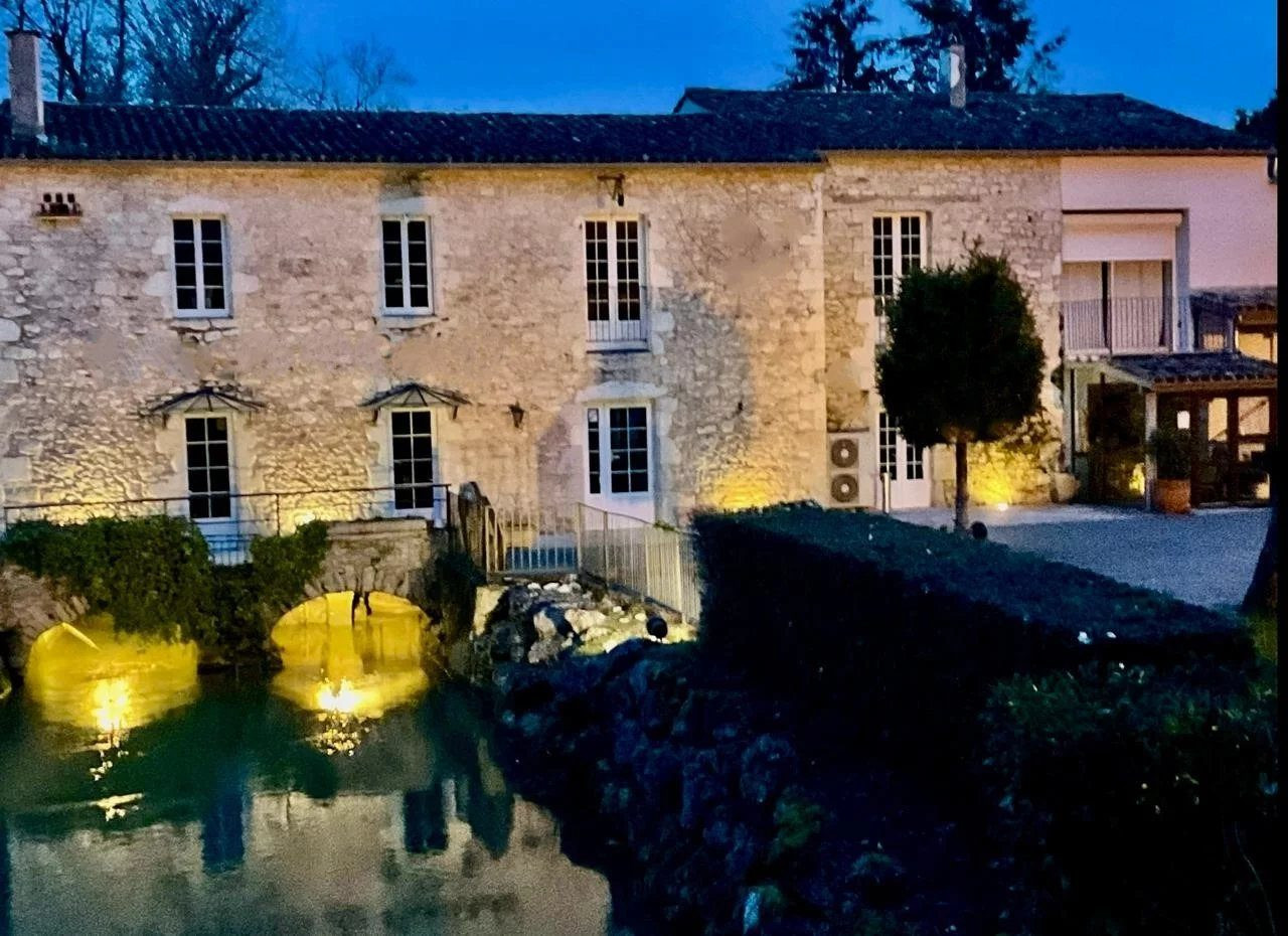 Maison à vendre à Monflanquin, 750 m²