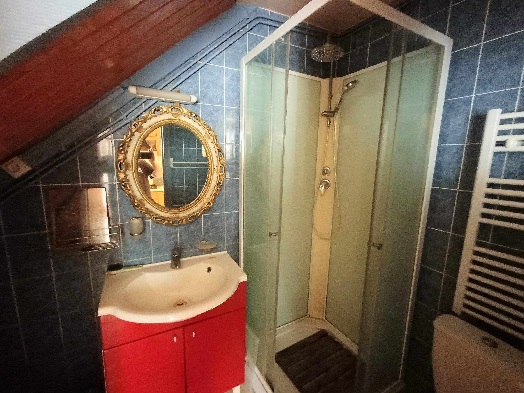 House for sale in Lézinnes, 49 m²
