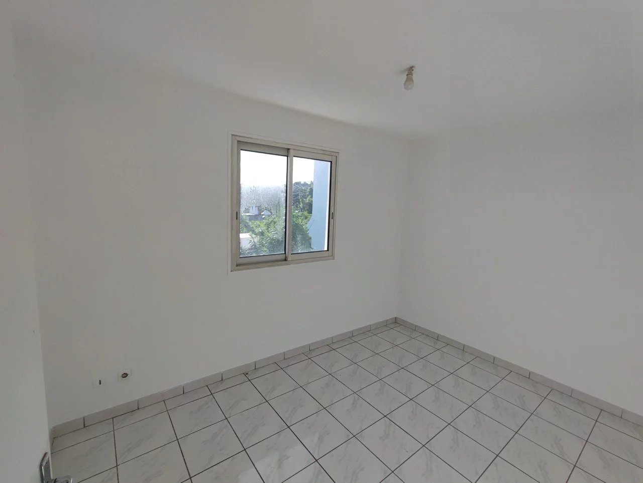 À Vendre – Maison 3 pièces à Saint-Pierre