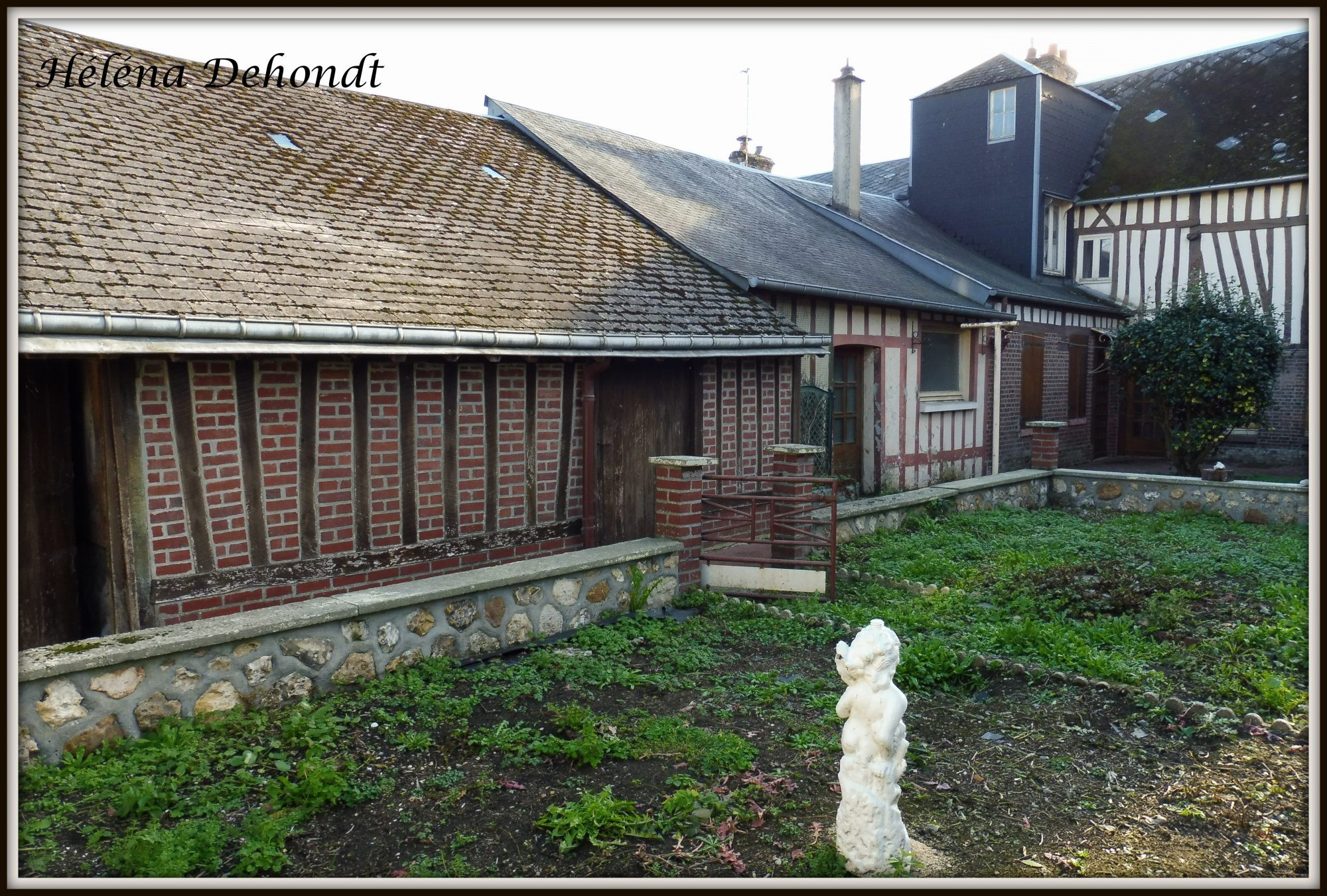 Mitoyenne 2 côtés à vendre à Yvetot, 81 m²