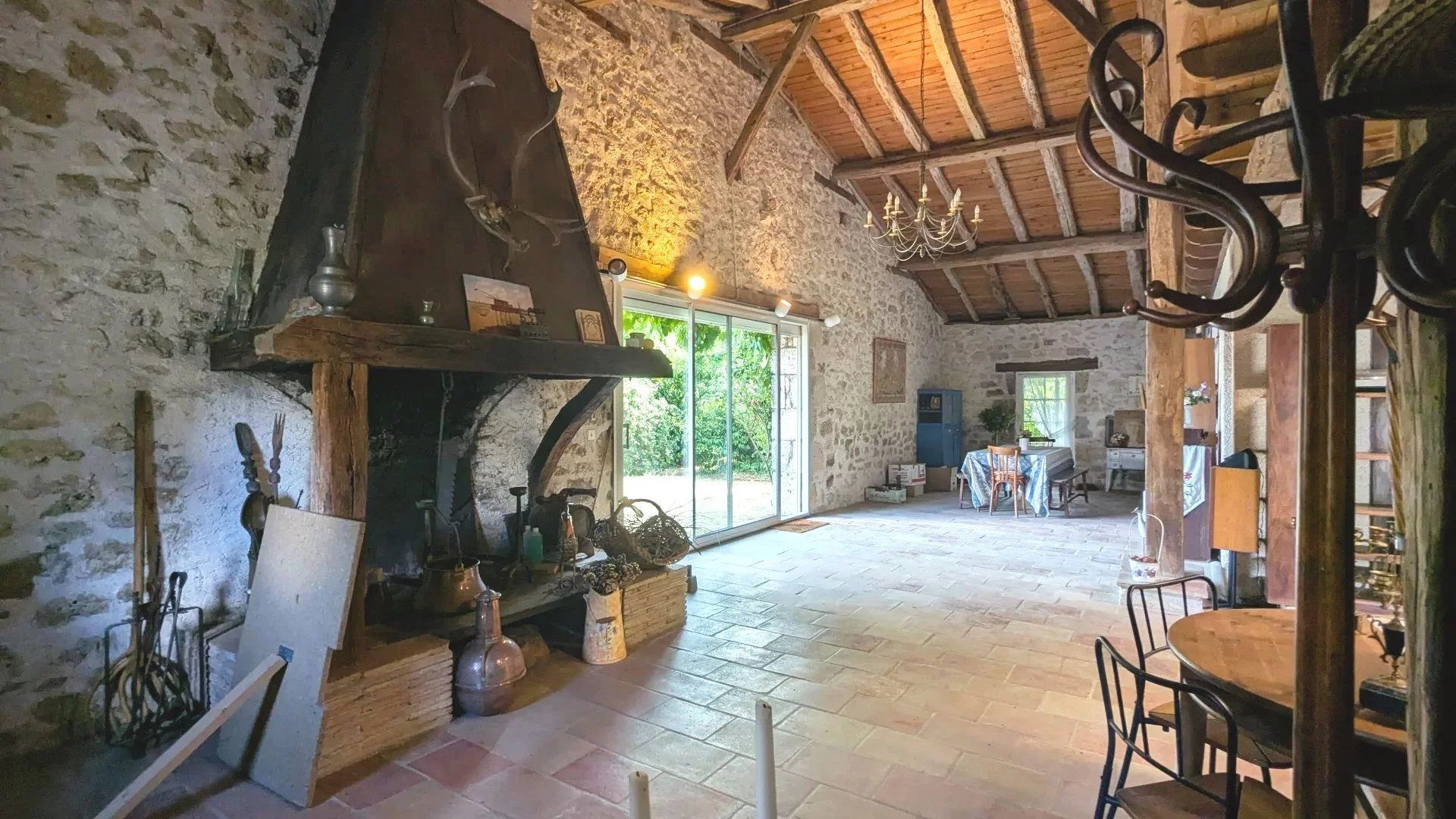 Detached for sale in Foulayronnes, 219 m²