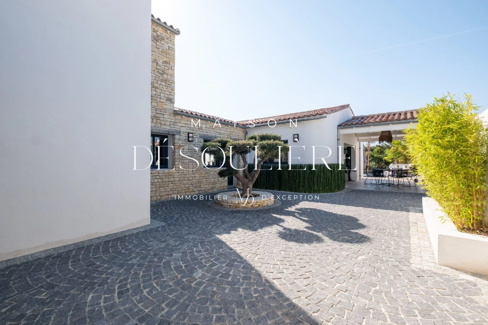 Maison 8 pièces 200 m² · à Rivedoux-Plage · 200 m² · 1 942 500 €