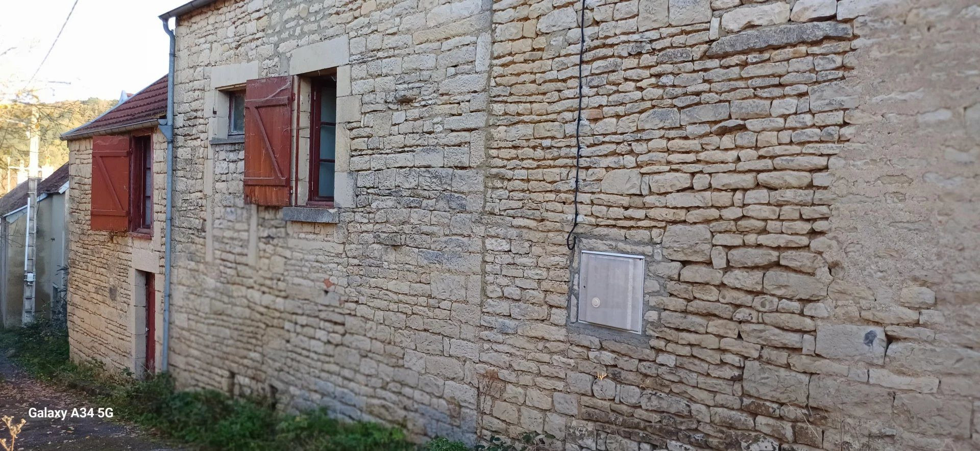 Village house to renovate 82 m2 living space 5