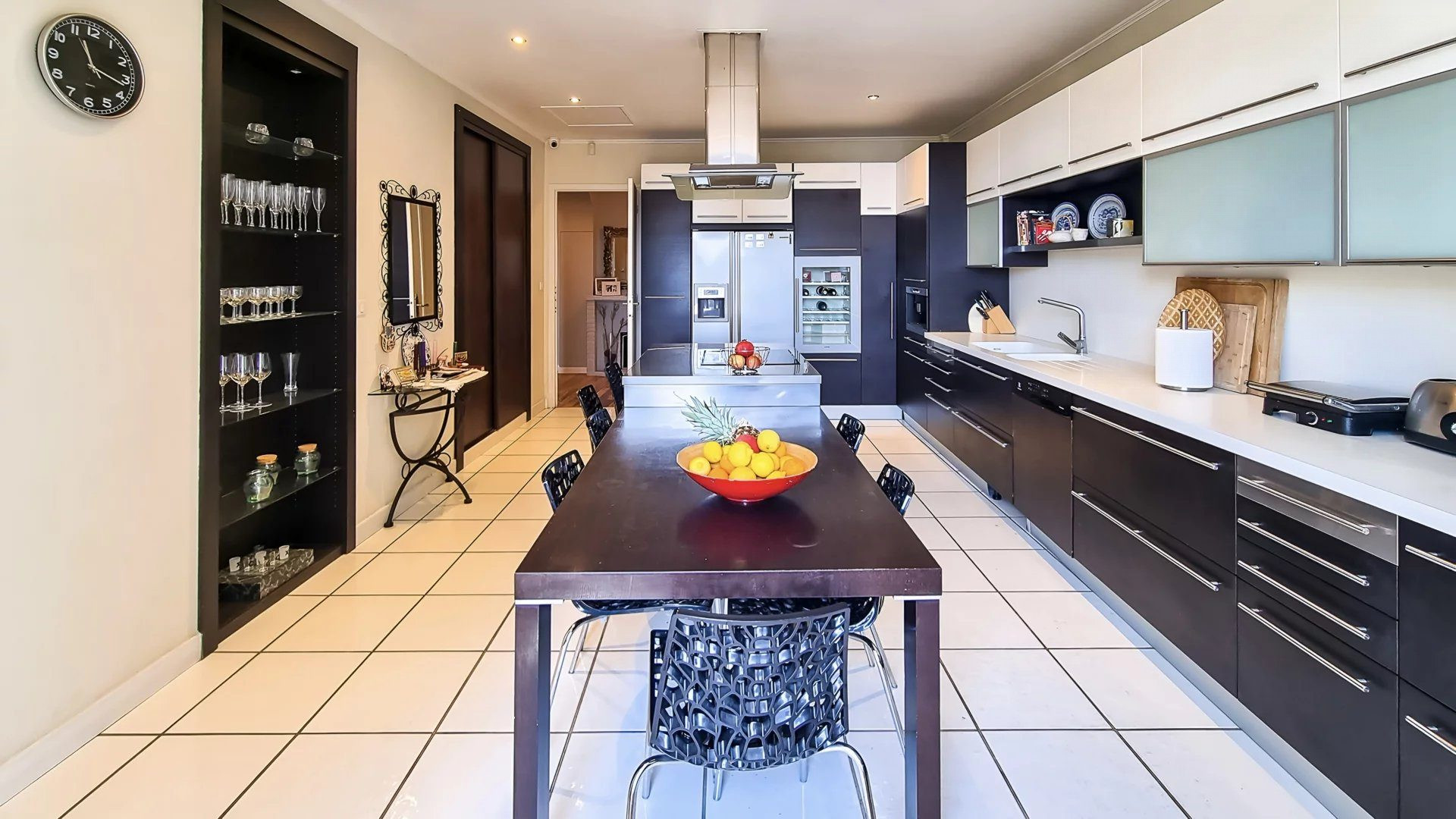 Maison à vendre à Le Cannet, 378 m²
