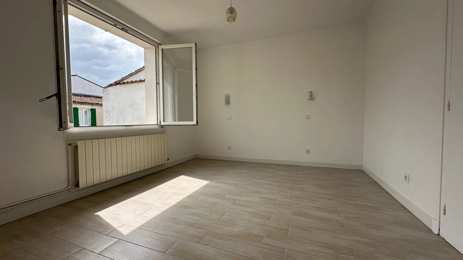 Maison 8 pièces 215 m² · à Rivedoux-Plage · 215 m² · 977 600 €