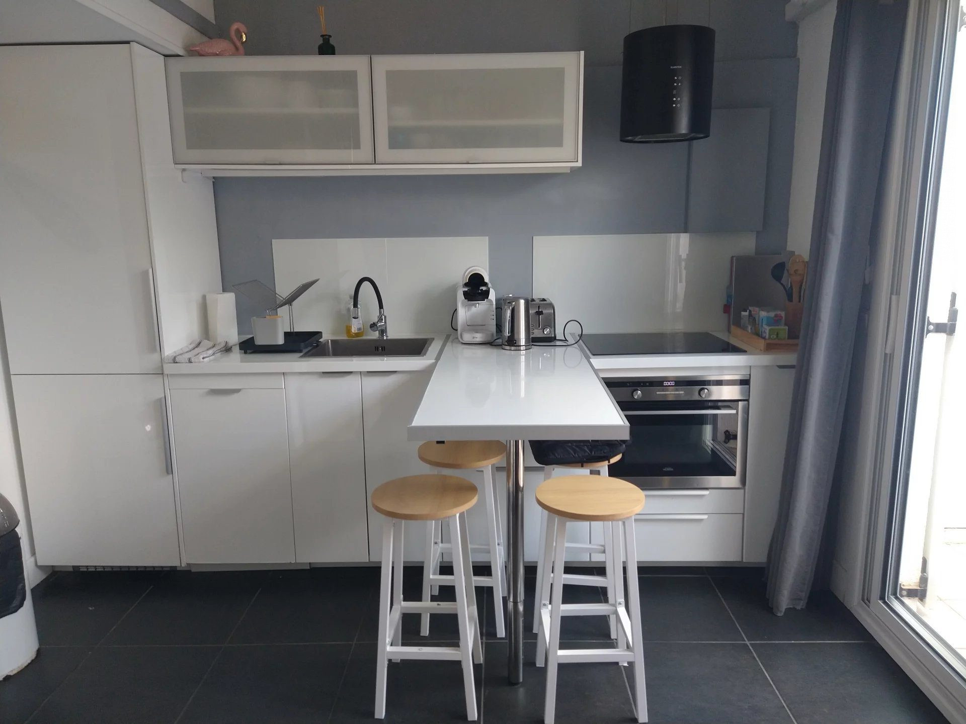 Small house in perfect condition 3