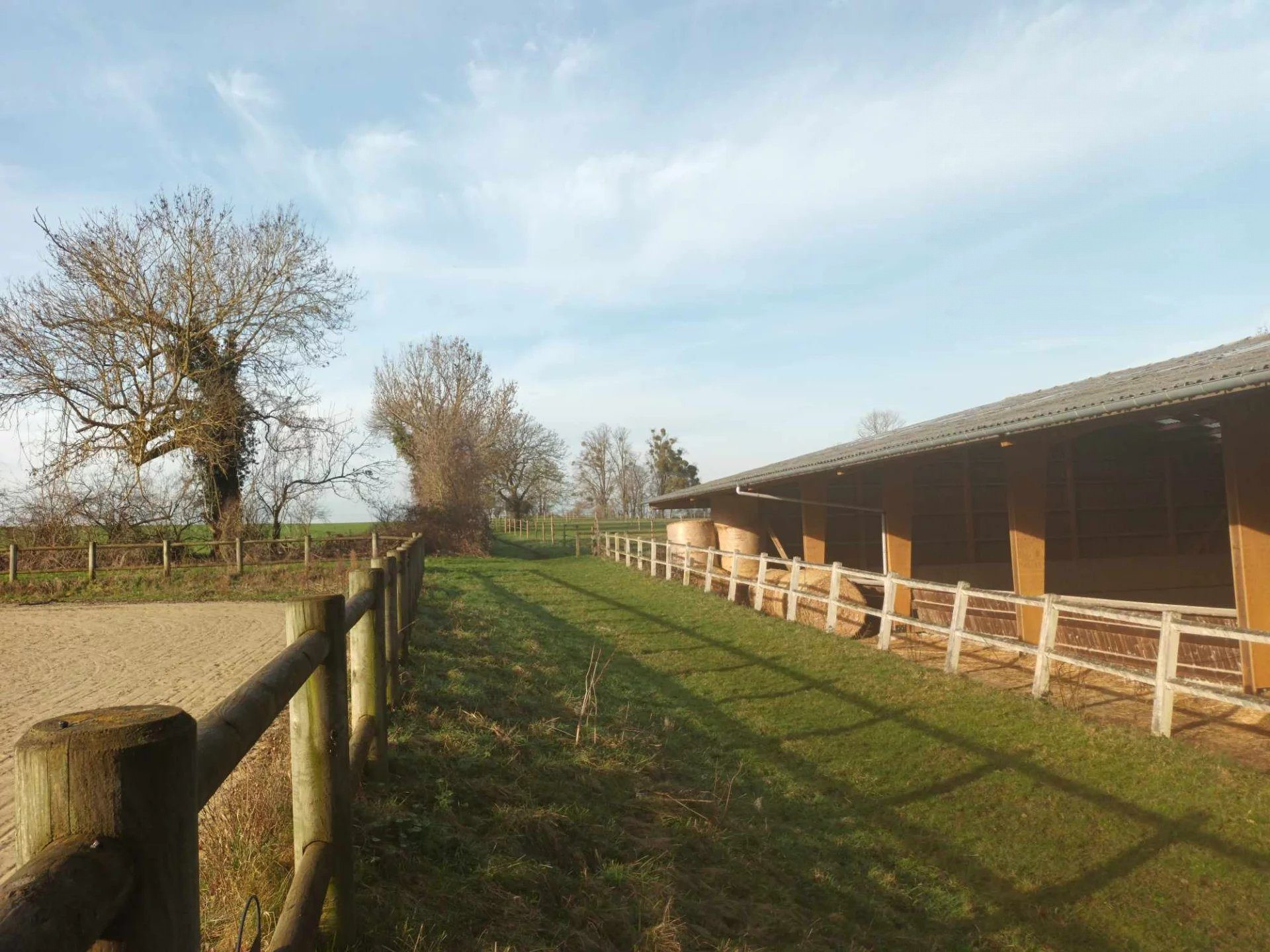 Maison à vendre à Pontoise, 395 m²