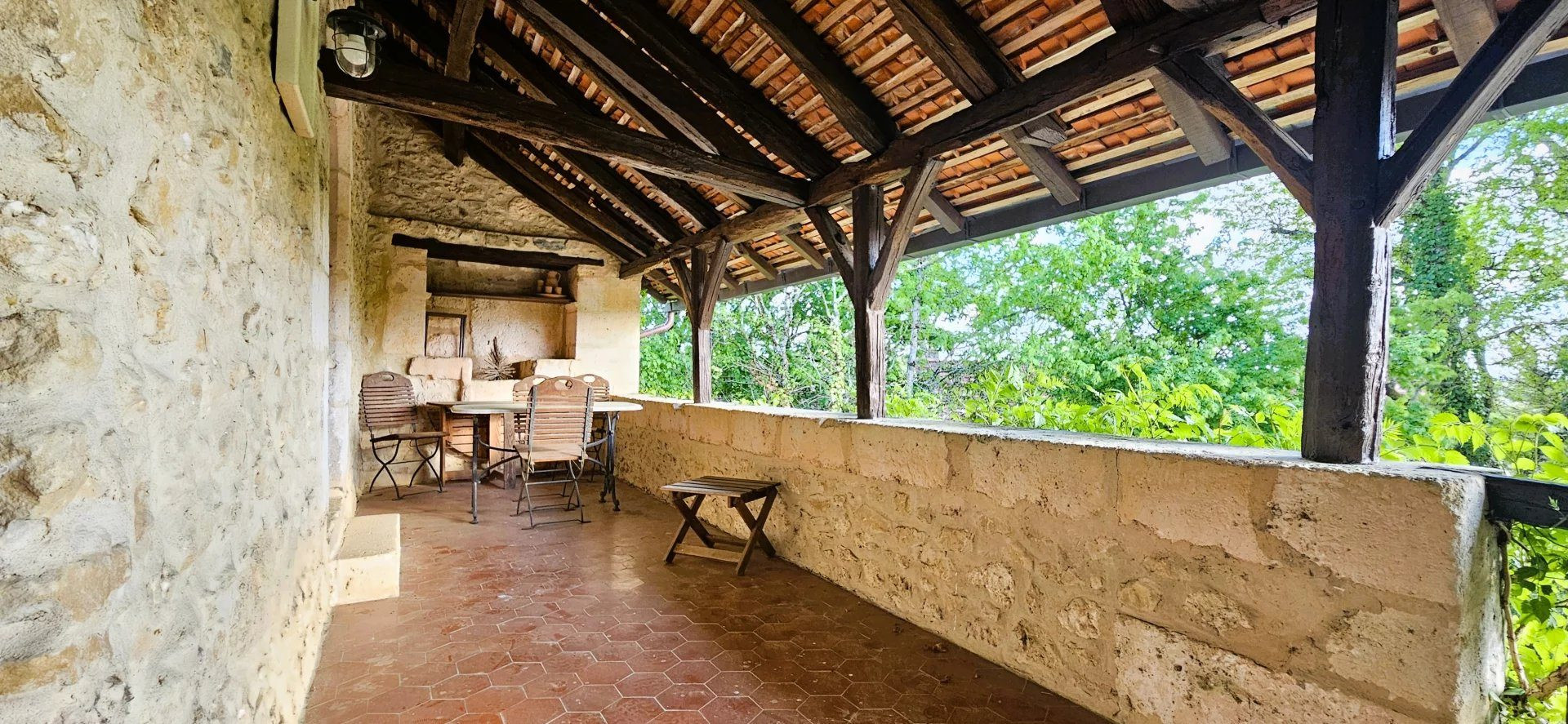 Characterful House 105 m² of living space with swimming pool, enclosed land of 5614 m² Campsegret 5