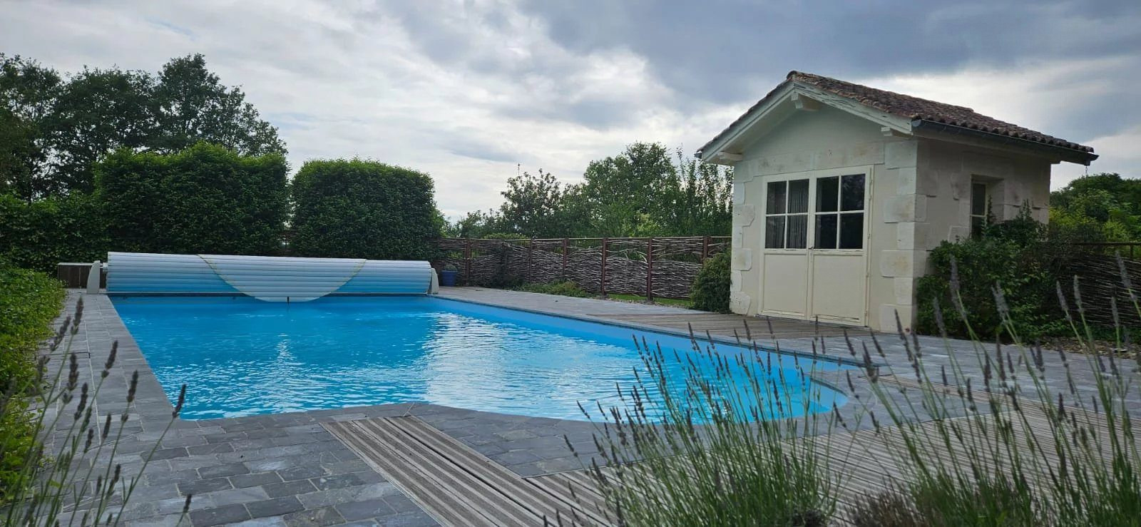 Characterful House 105 m² of living space with swimming pool, enclosed land of 5614 m² Campsegret 4