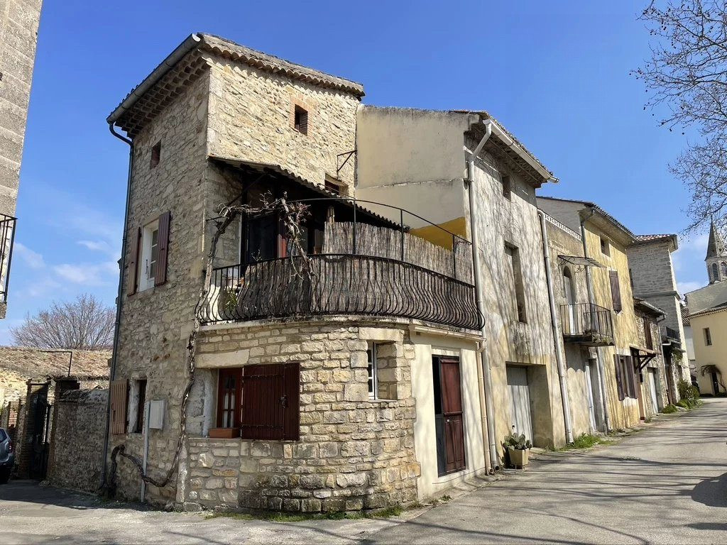 Maison de village avec terrasse