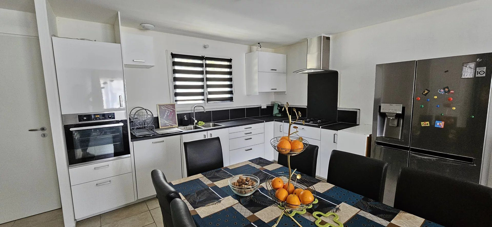 Maison contemporaine de plain-pied 80 m2– 3 chambres – Terrain 976 m² – Calme & proximité des commodités