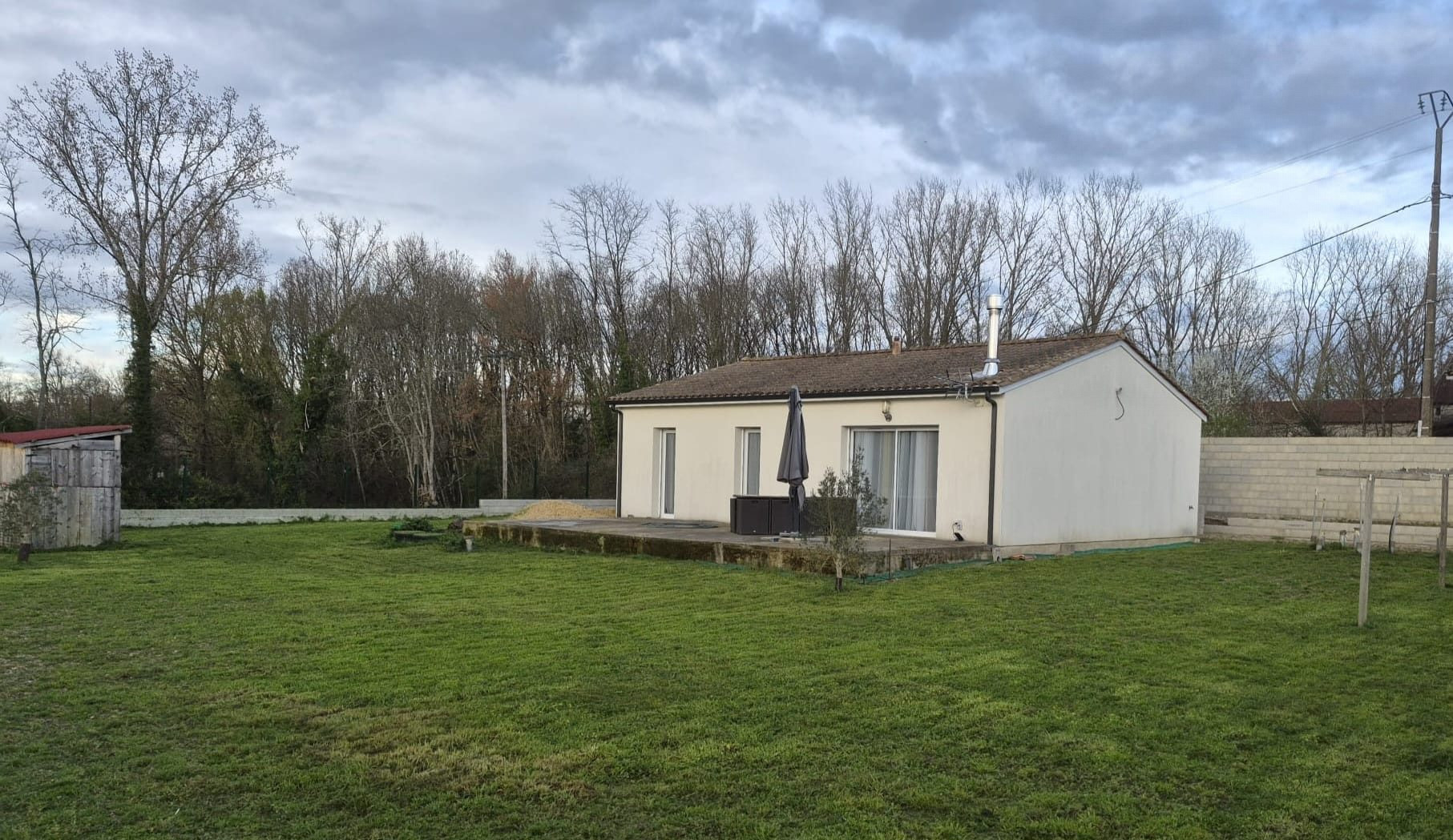 Maison contemporaine de plain-pied 80 m2– 3 chambres – Terrain 976 m² – Calme & proximité des commodités