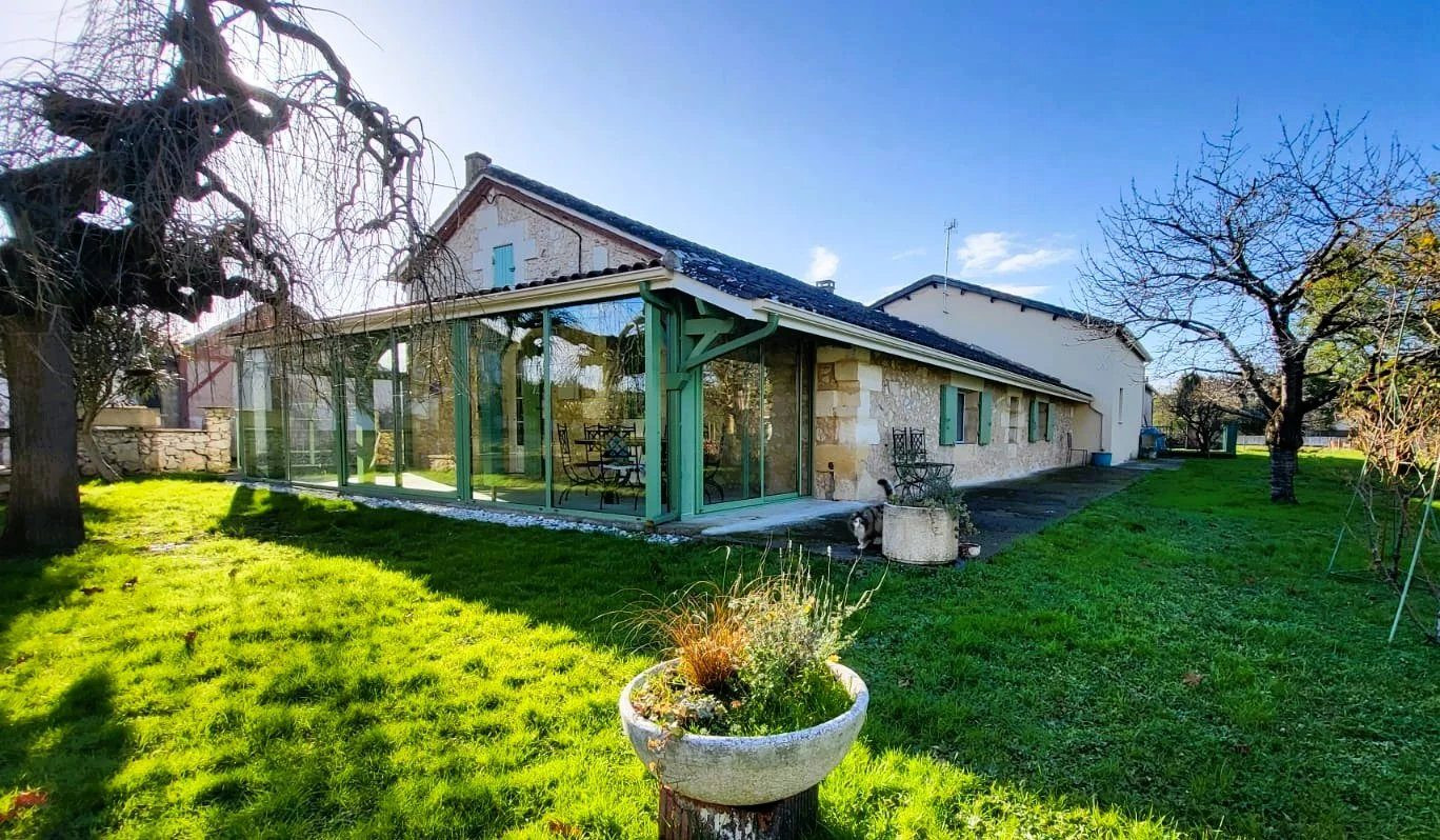Characterful Stone House, 140 m2 Habitable, 3 Bedrooms, Barn on Enclosed Land 2