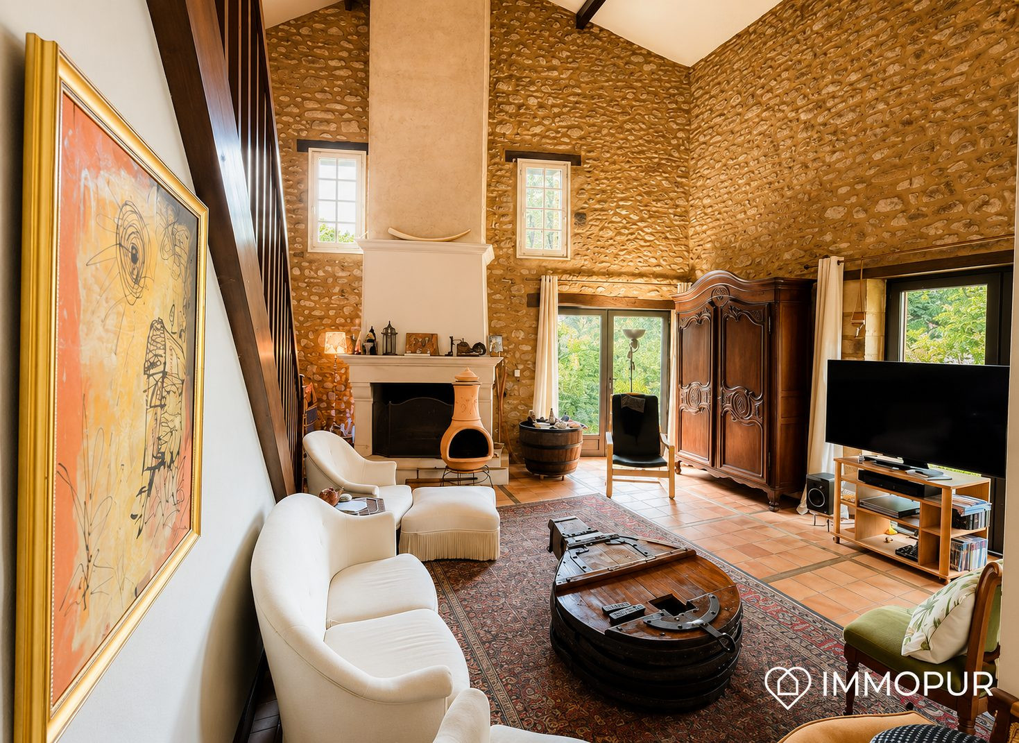Charming 10-room house with 270 m² of living space 5