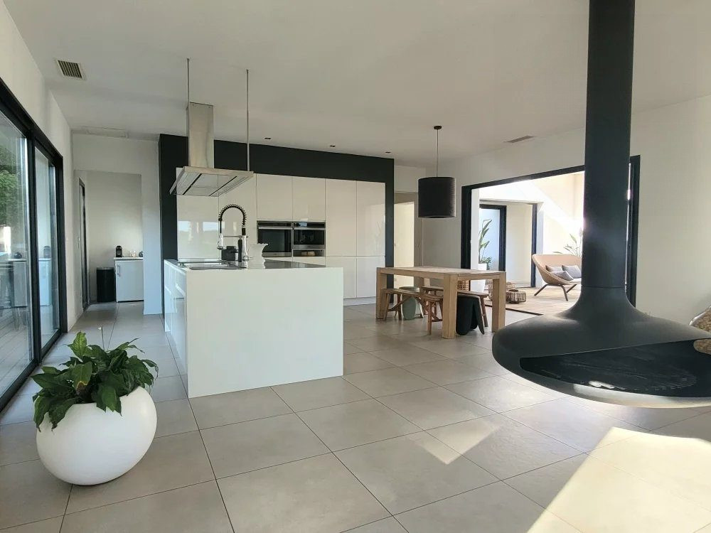 Maison à vendre à Saint-Jean-de-Védas, 164 m²