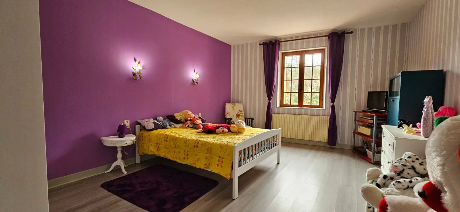 Maison 11 pièces 410 m² · à Saint-Pardoux-Isaac · 410 m² · 479 000 €