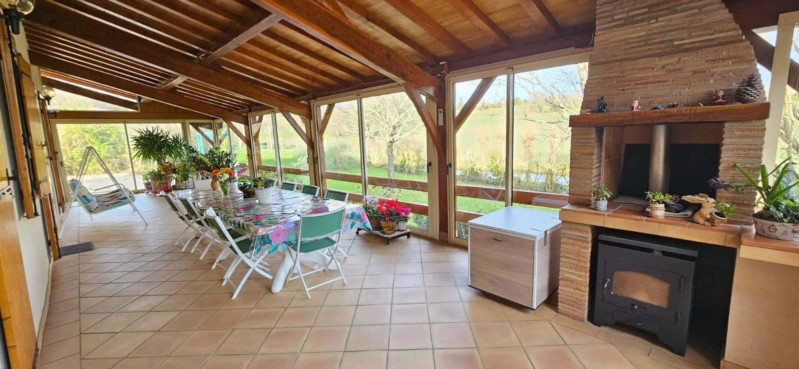 Characterful property with independent gîte, swimming pool and wooded grounds – 410 m² – Lot-et-Garonne 3