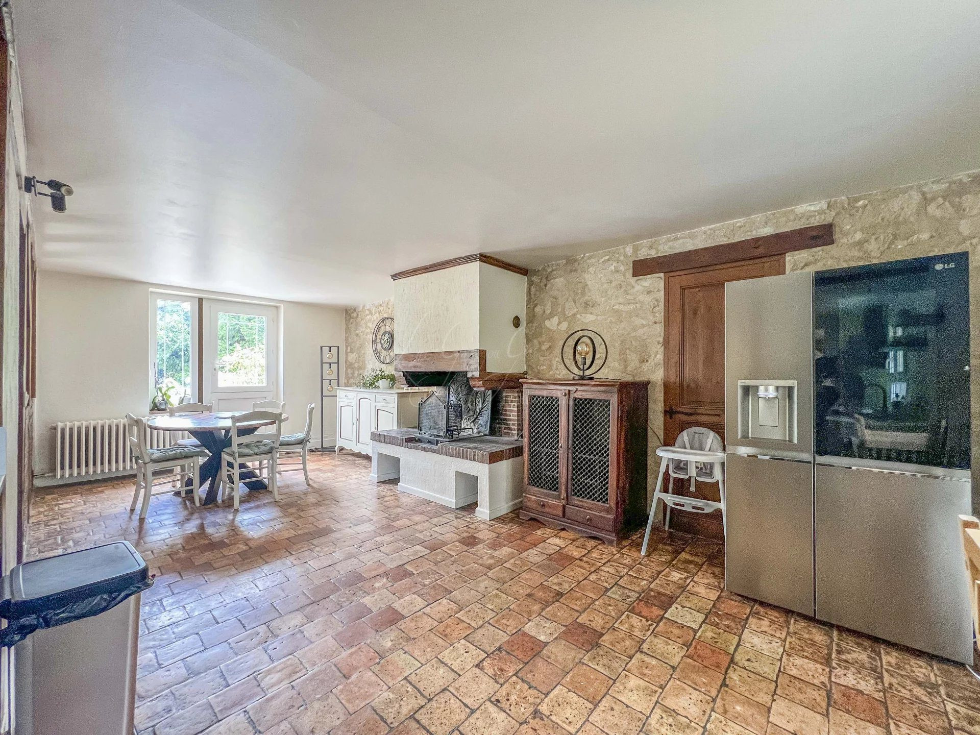 Maison à vendre à Magny-en-Vexin, 250 m²