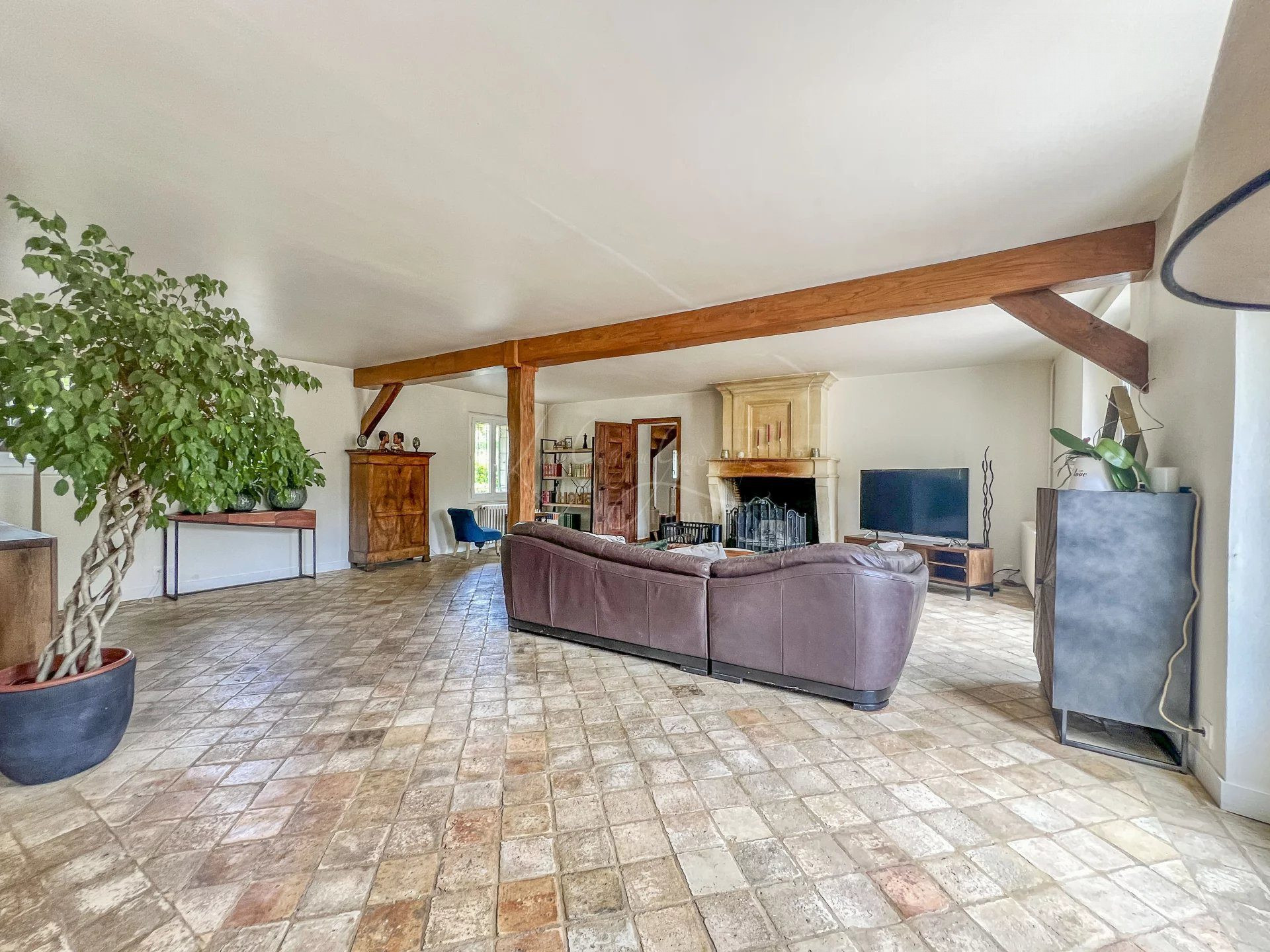 Maison à vendre à Magny-en-Vexin, 250 m²