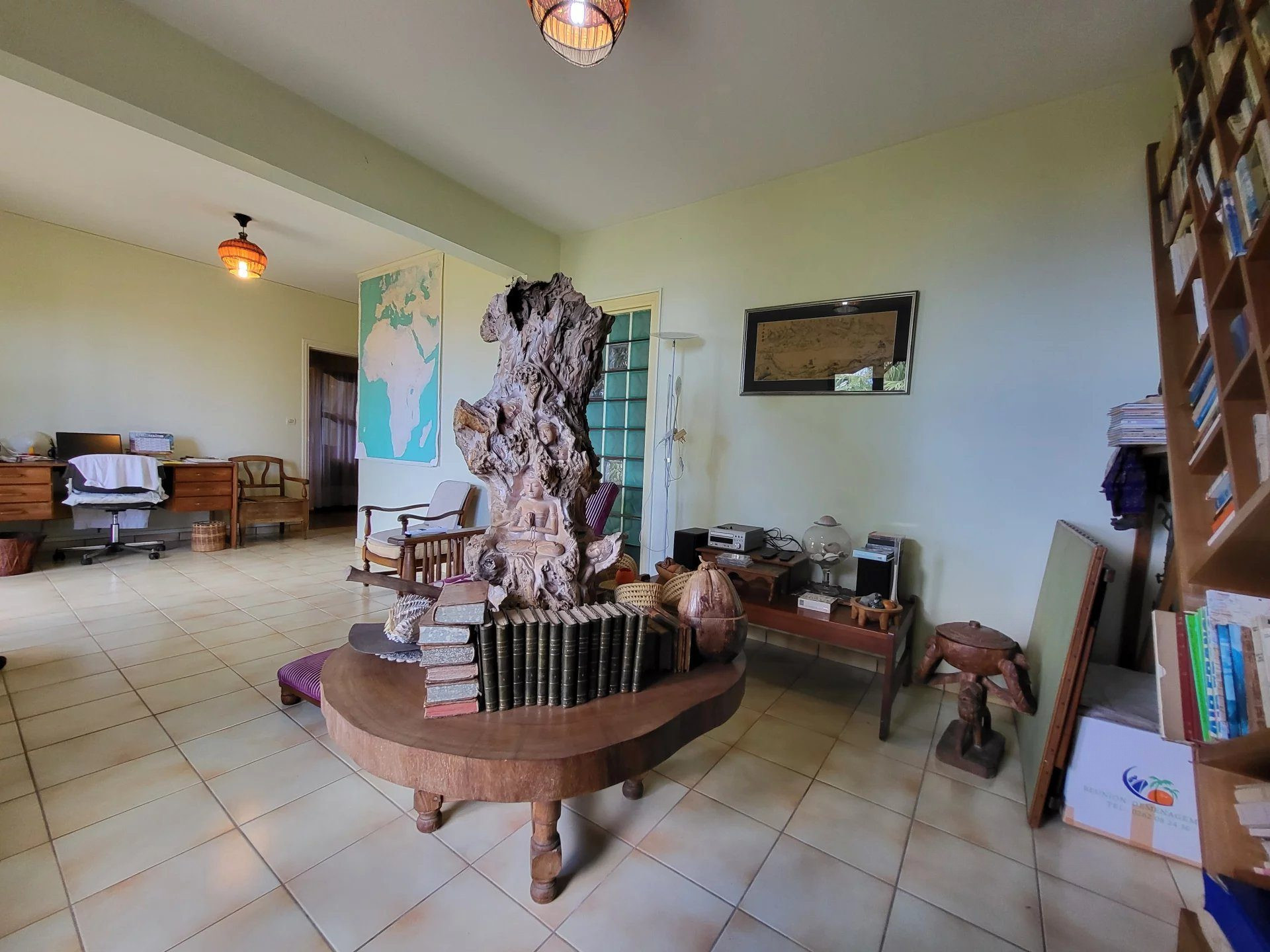 Maison 9 pièces 292 m² · à La Possession · 292 m² · 550 000 €