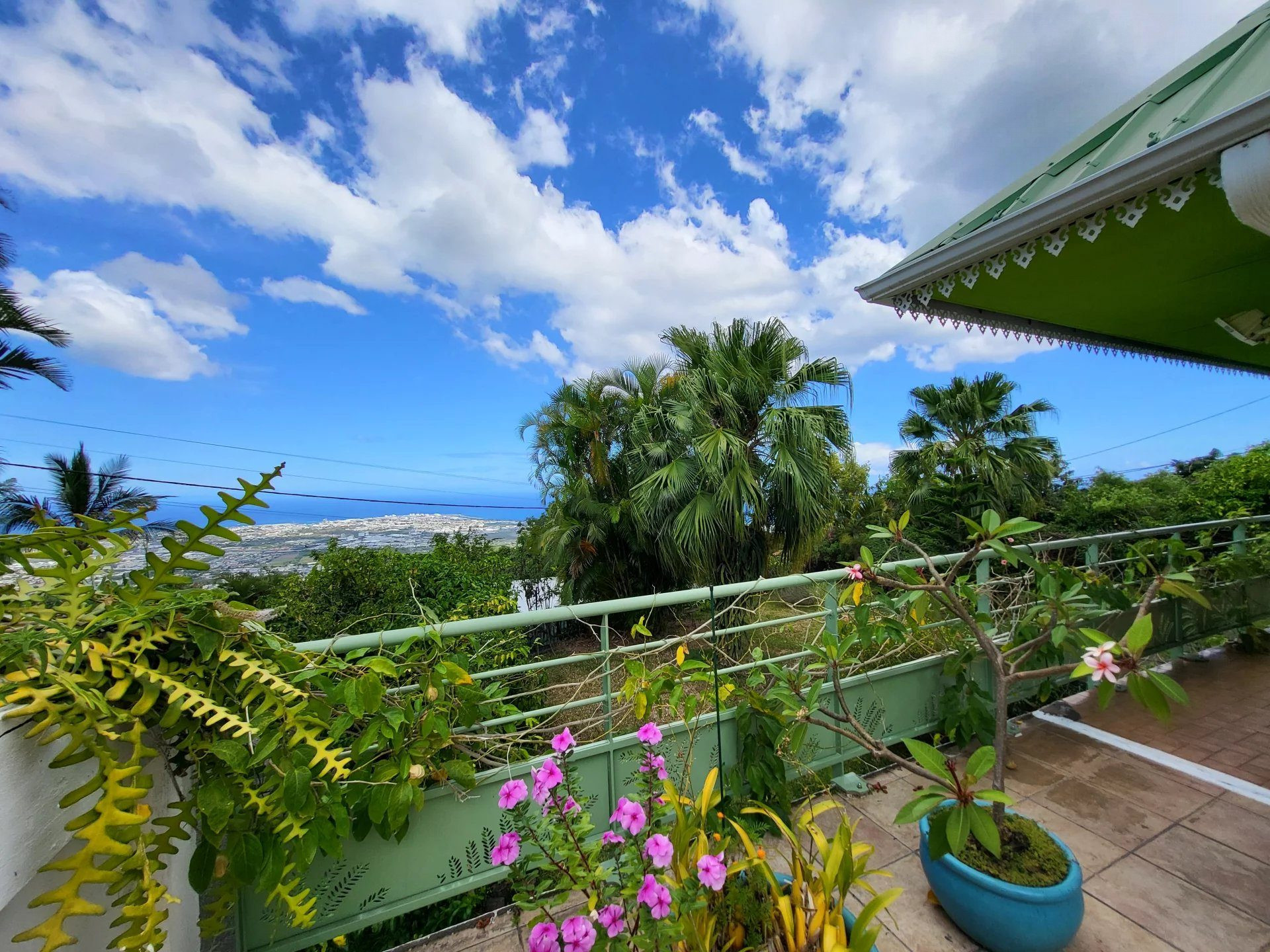 🌴 VILLA D’EXCEPTION : Volumes Généreux & Vue Mer Panoramique