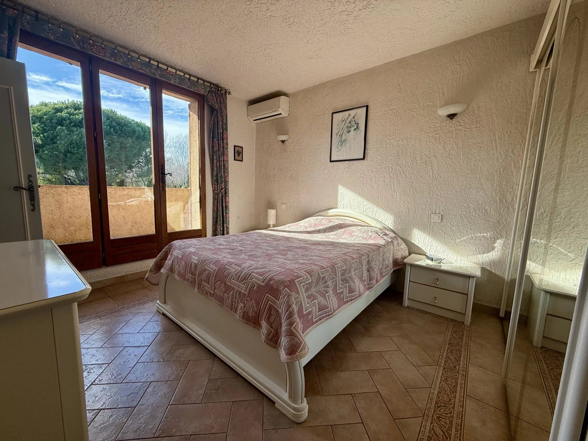 Maison à vendre à Antibes, 162 m²