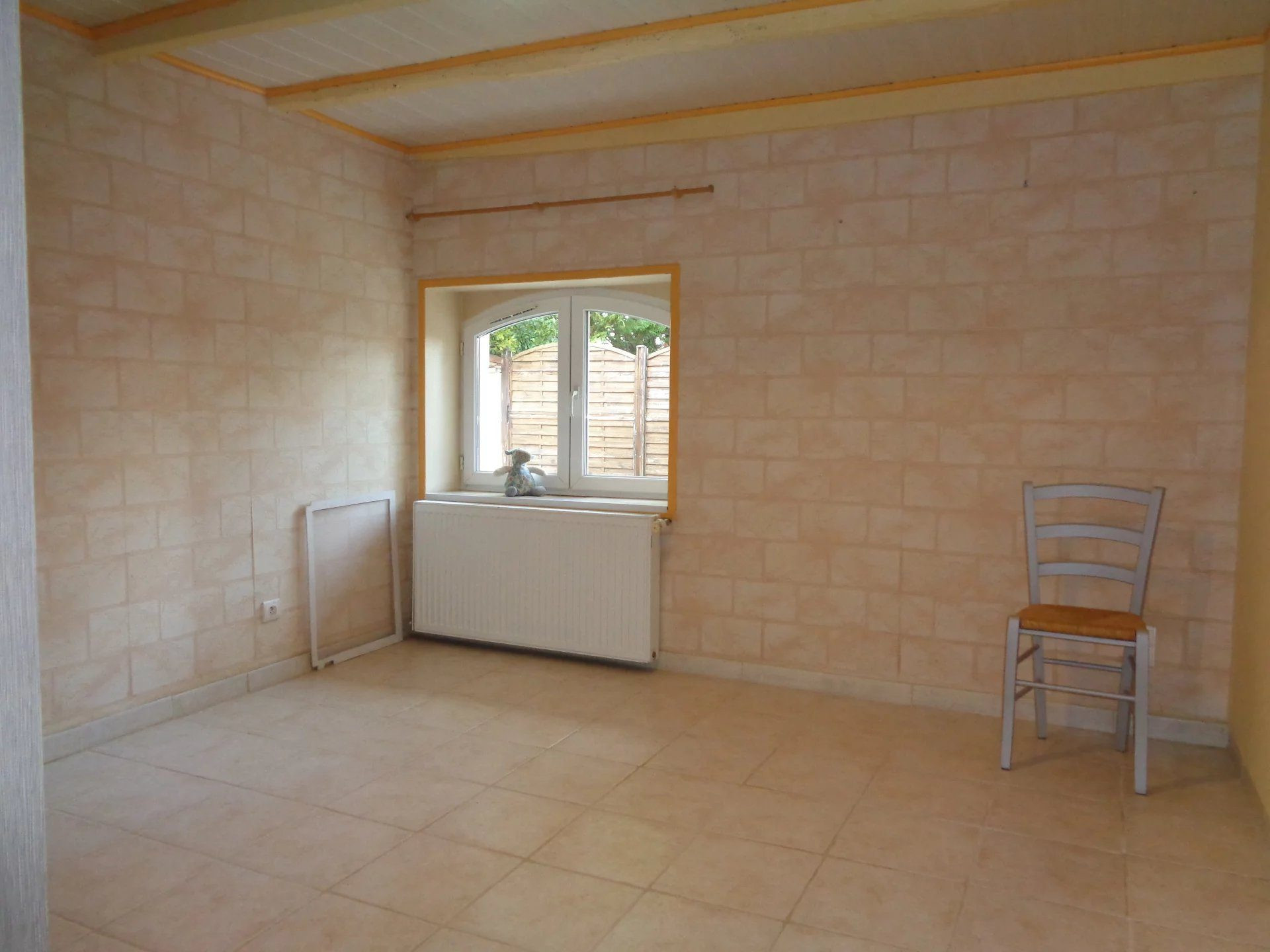 Superbe maison de campagne au calme, entièrement rénovée, 270 m² , 4 chambres., piscine et vues