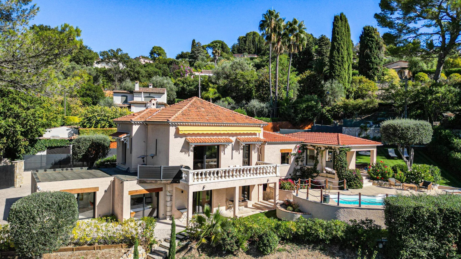 Maison à vendre à Mougins, 204 m²