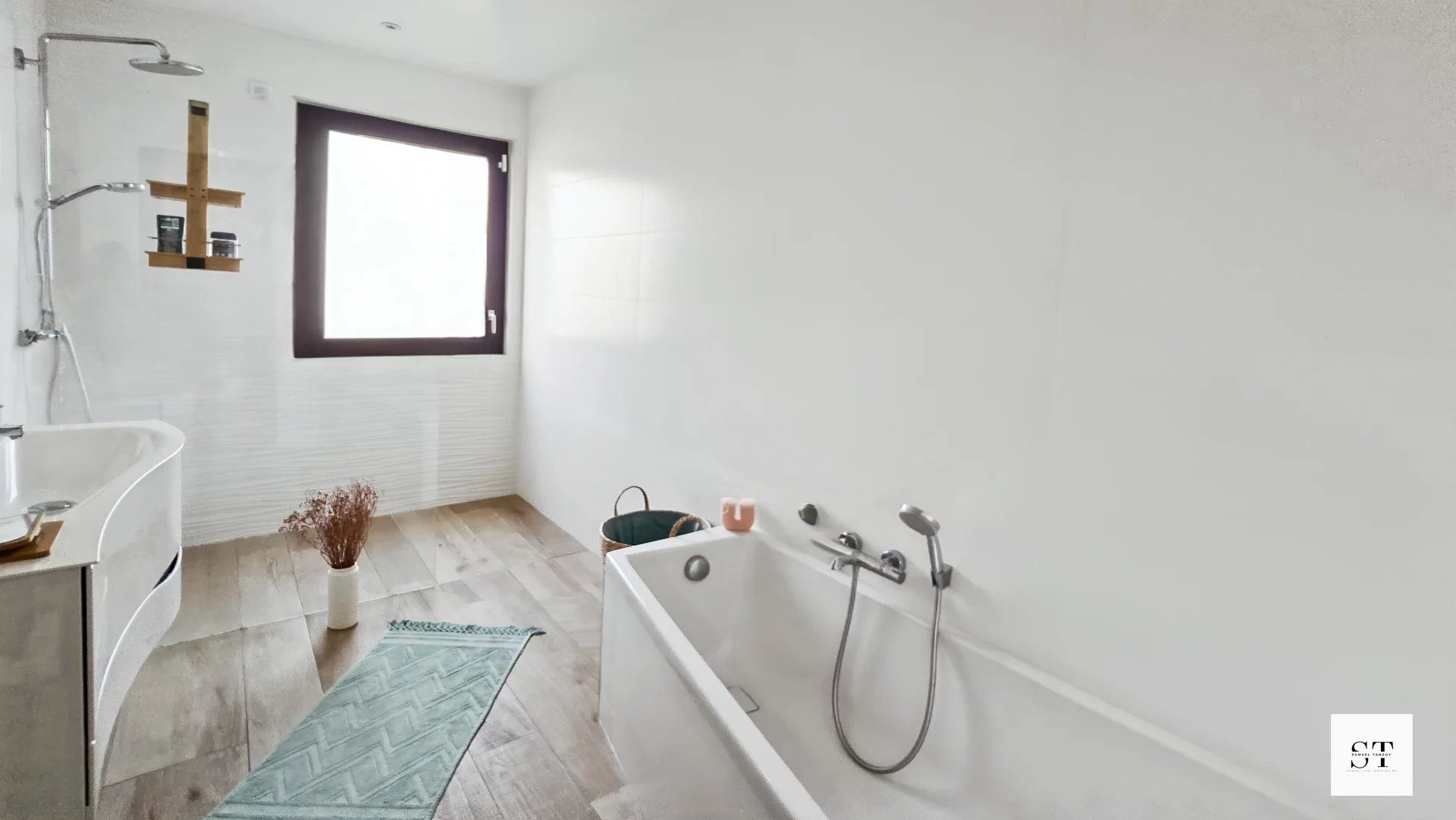 Maison 8 pièces 216 m² · à Saint-Sébastien-sur-Loire · 216 m² · 1 139 600 €