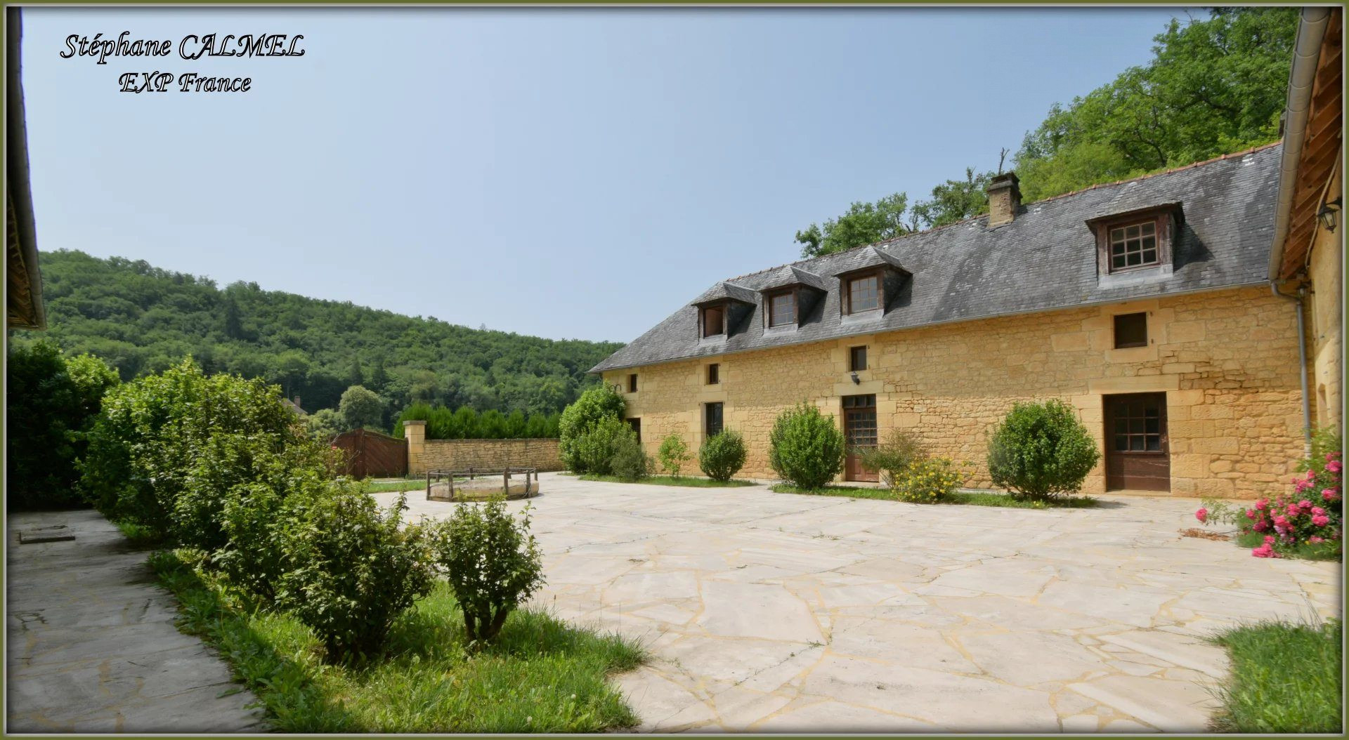 15 mins from Sarlat - Stone property - Outbuildings - Swimming pool - 2,200 m² land 5
