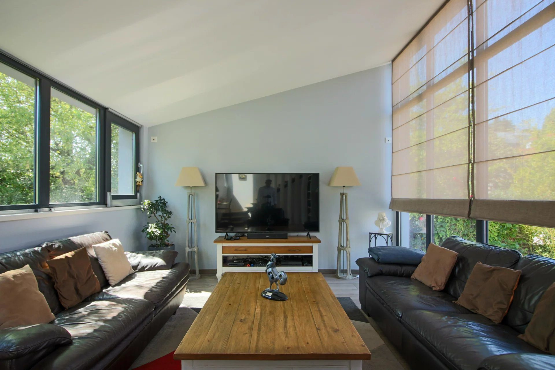 Architect's House of 143 m² in Immediate Proximity to the Marne Riverside 3