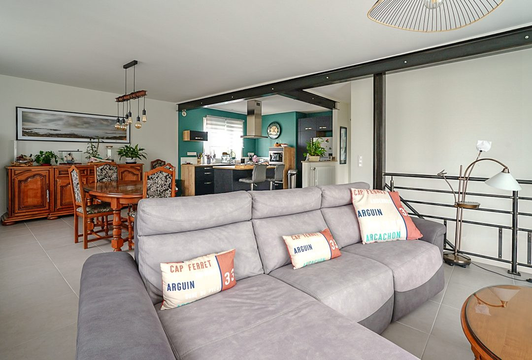 Maison à vendre à Salles, 161 m²