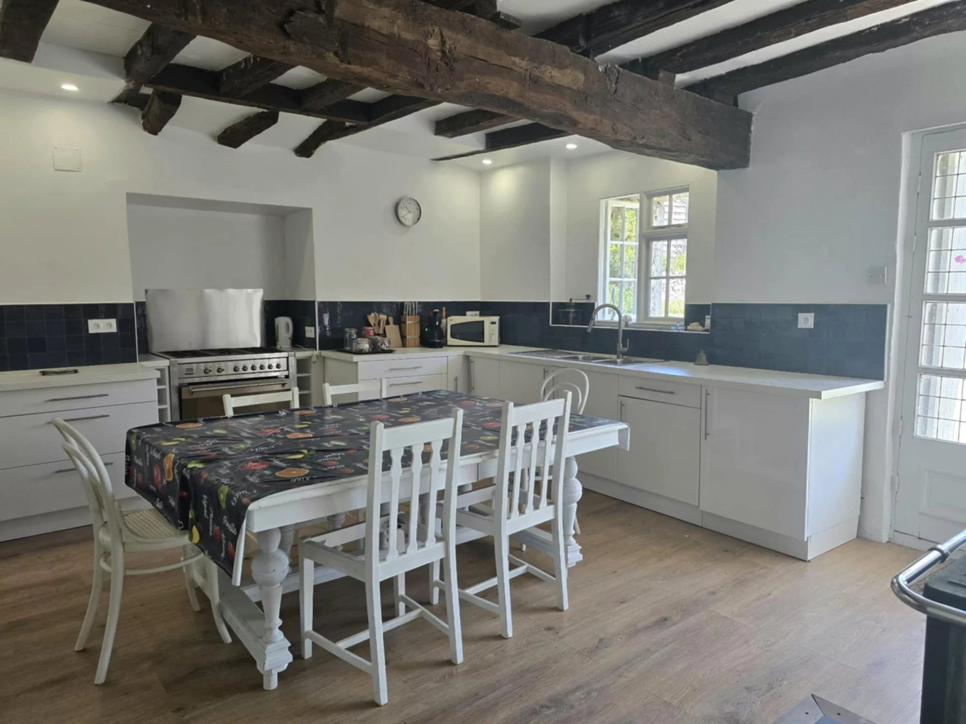Maison à vendre à Villetoureix, 336 m²