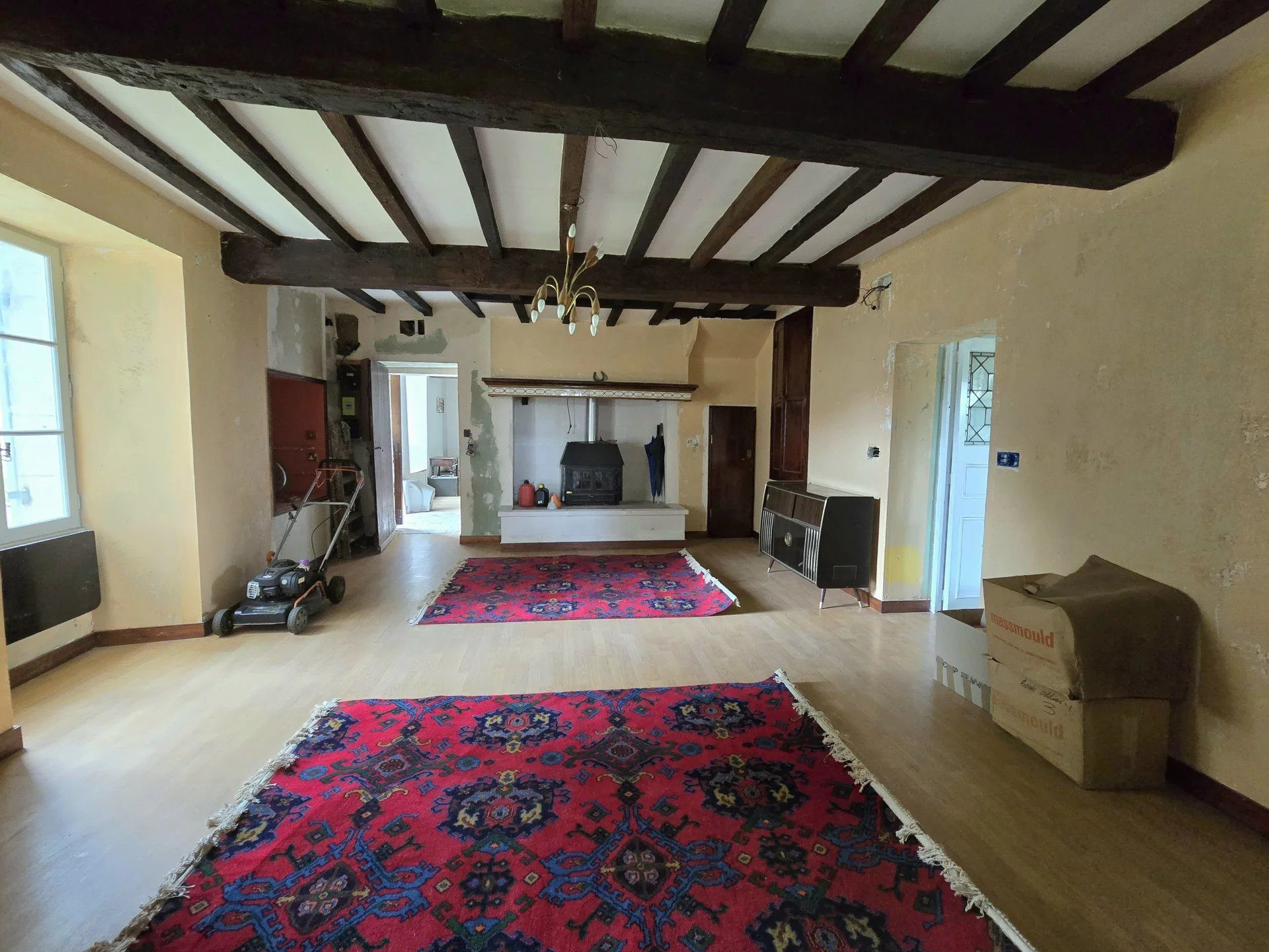 Maison à vendre à Villetoureix, 336 m²