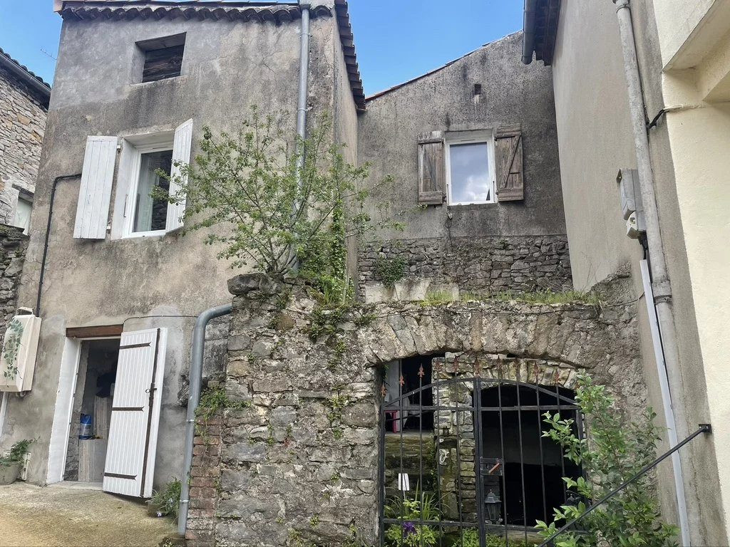 Pretty village house 4