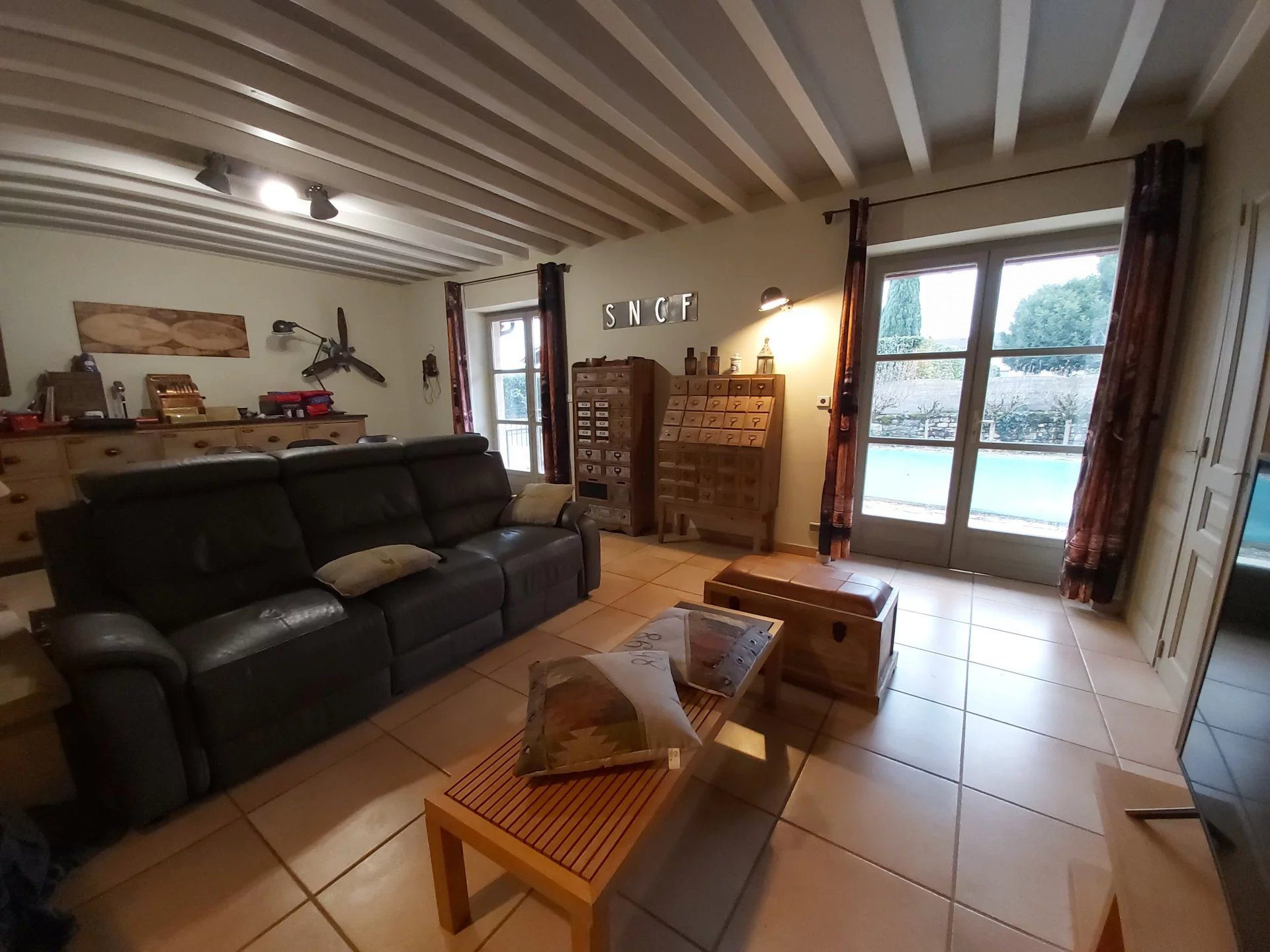 Maison à vendre à Lucenay, 212 m²
