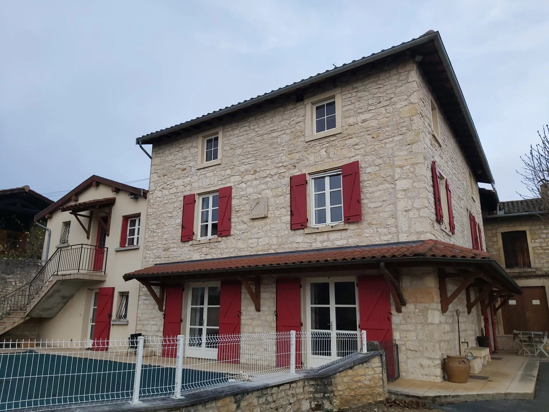 Maison à vendre à Lucenay, 212 m²