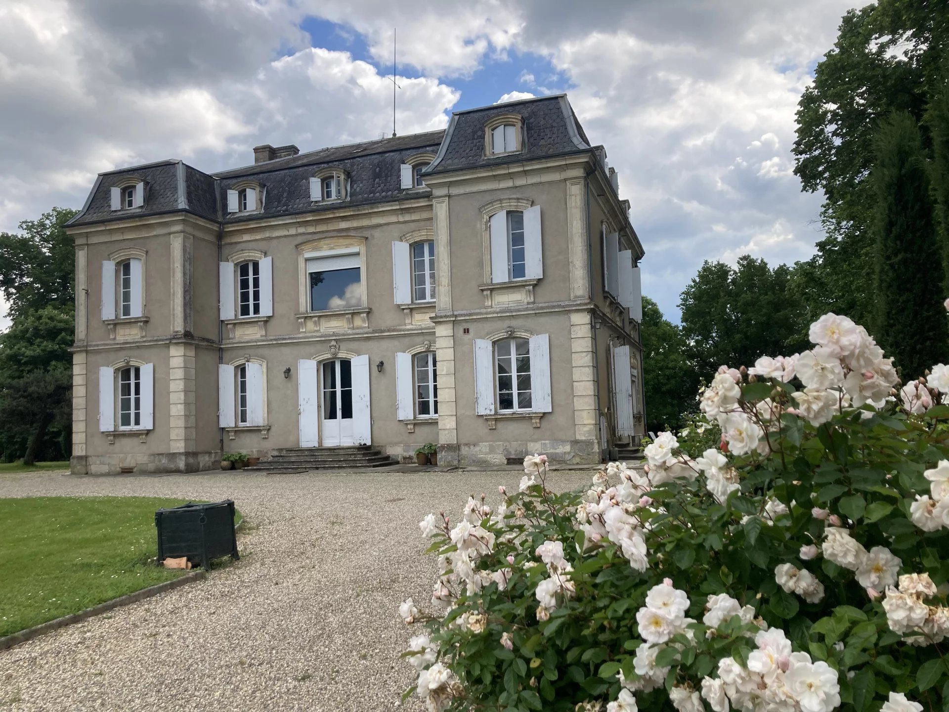 Maison à vendre à Villeneuve-sur-Lot, 567 m²
