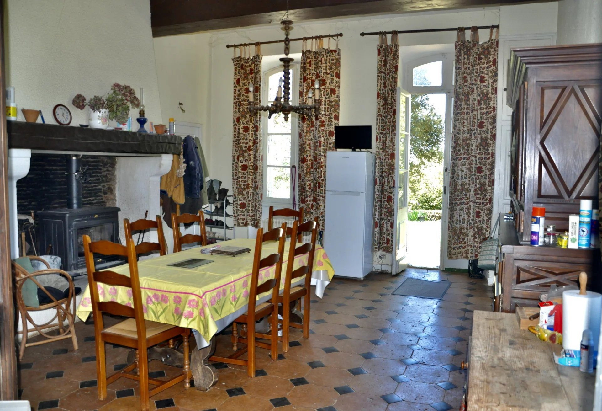 Listed 1840 Castle with Outbuilding and Equestrian Facilities on 5.11 hectares 5
