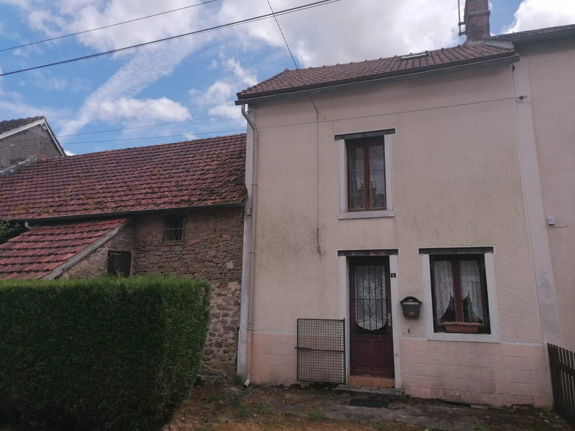 Maison en pierre à rénover à Saint-Maurice-la-Souterraine