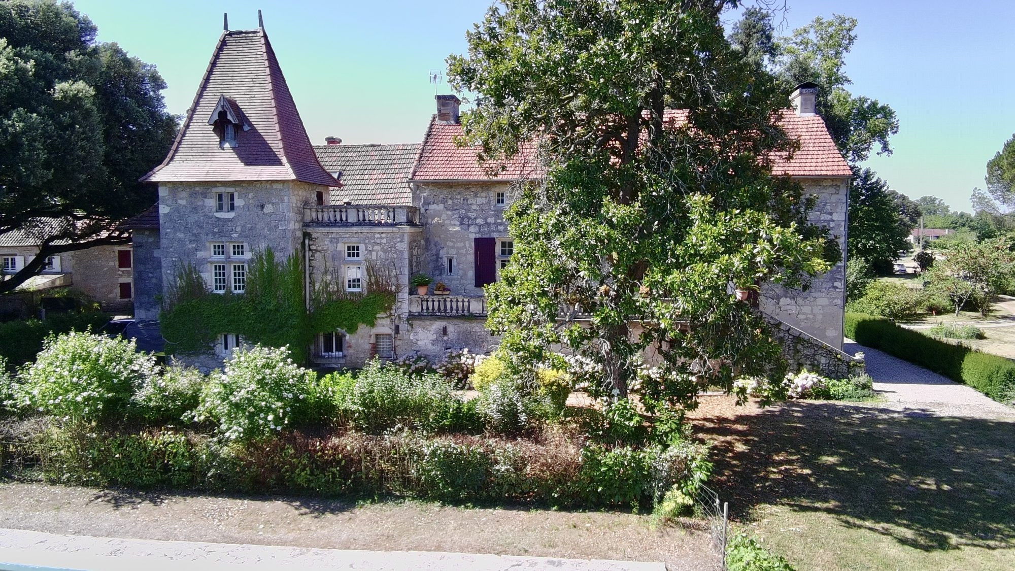 Maison à vendre à Agen, 392 m²