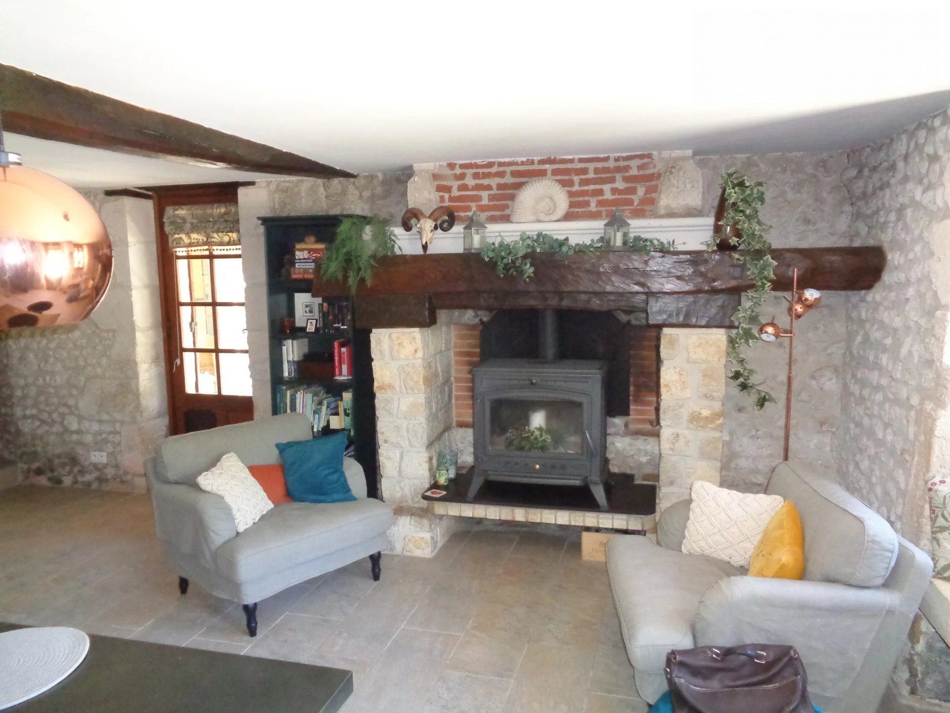 Maison à vendre à Saint-Séverin, 206 m²