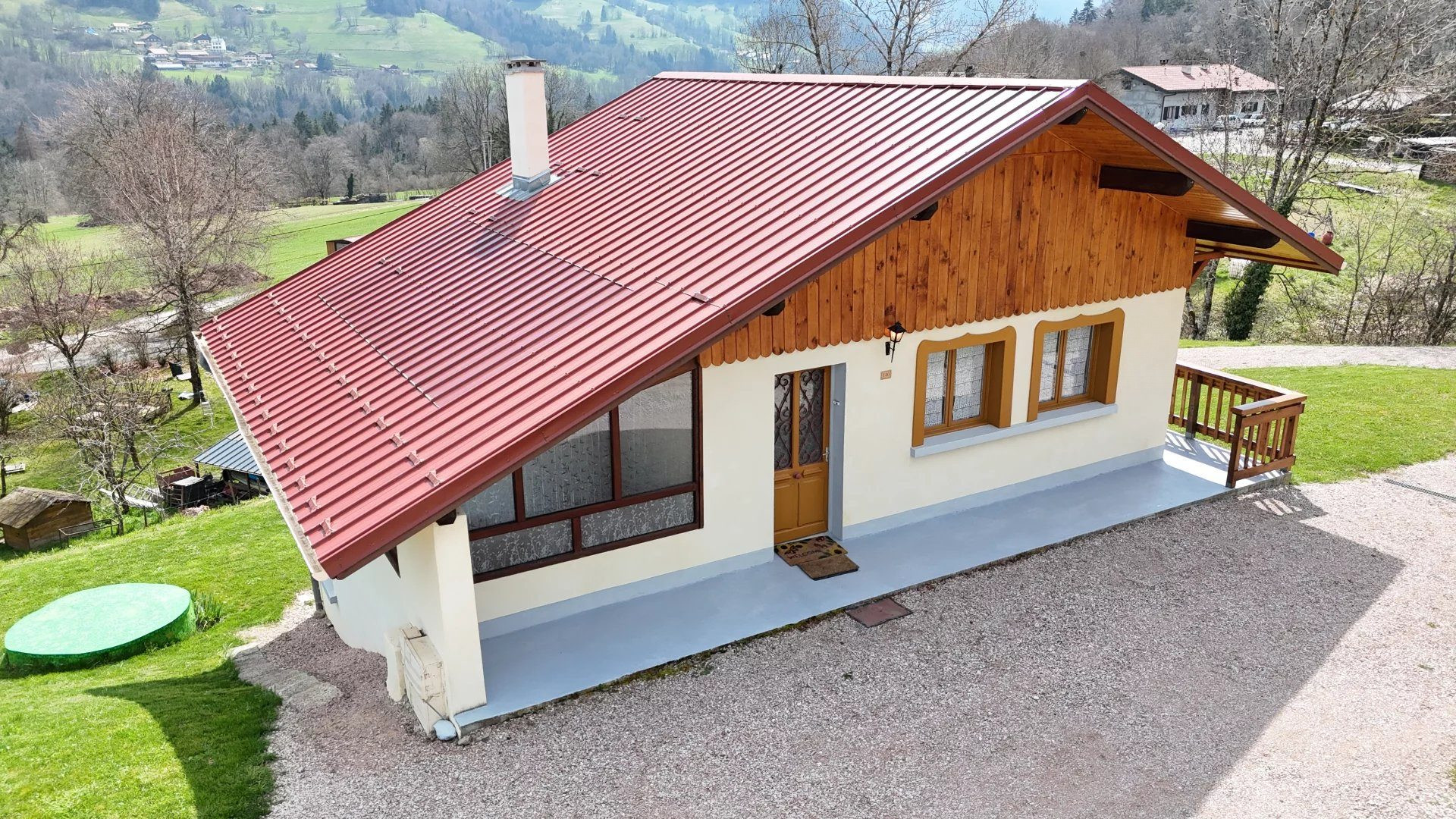 À acheter – Maison chaleureuse à Reyvroz (74430) – 144 m² utiles, 3 chambres, grand terrain